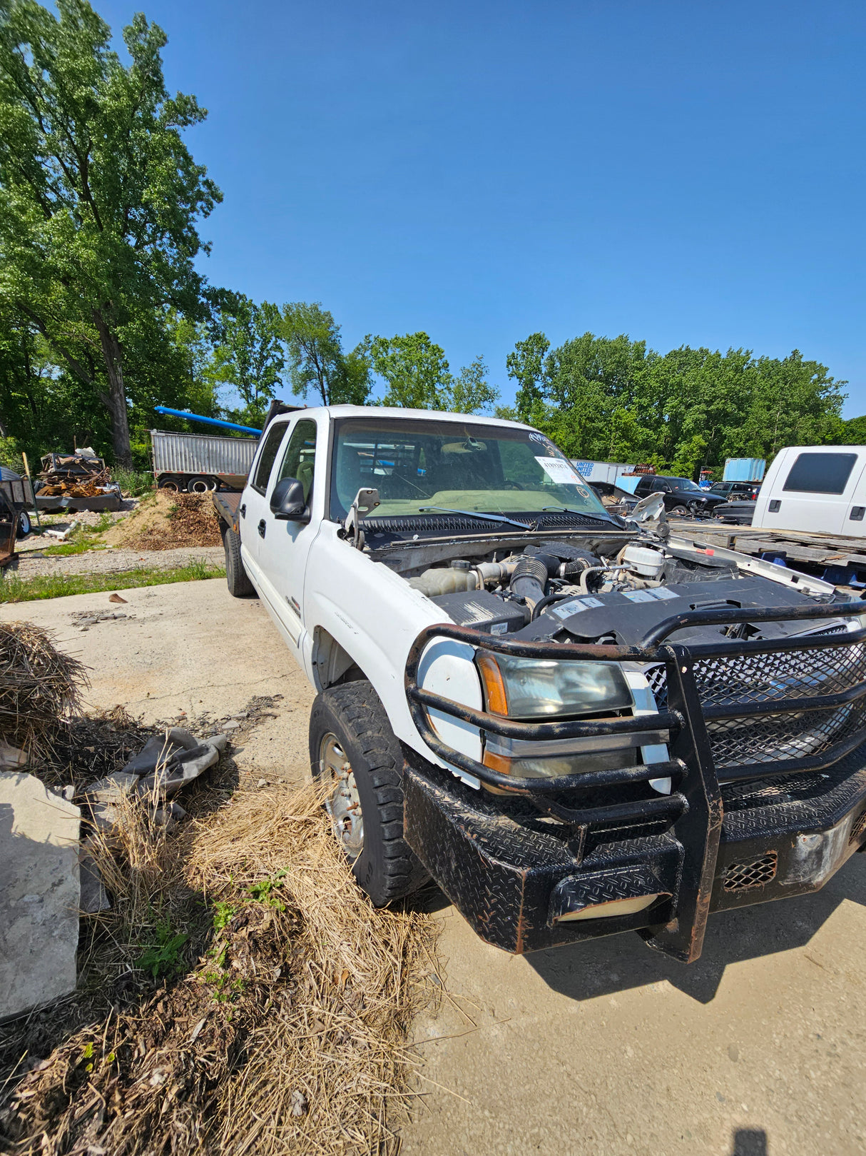 2003 Chevrolet Silverado 2500 HD Duramax Diesel - FULL PART OUT
