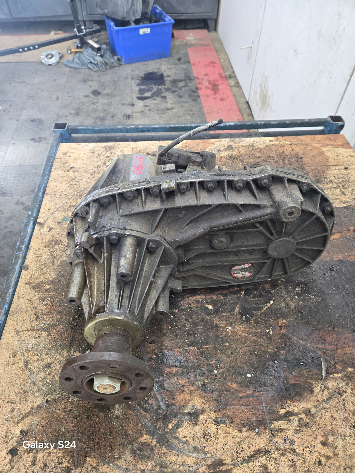 2003-2010 Ford Pickup F250 F350 F450 F550 Super Duty Transfer Case Electric Shift P7C34 7A195 AD