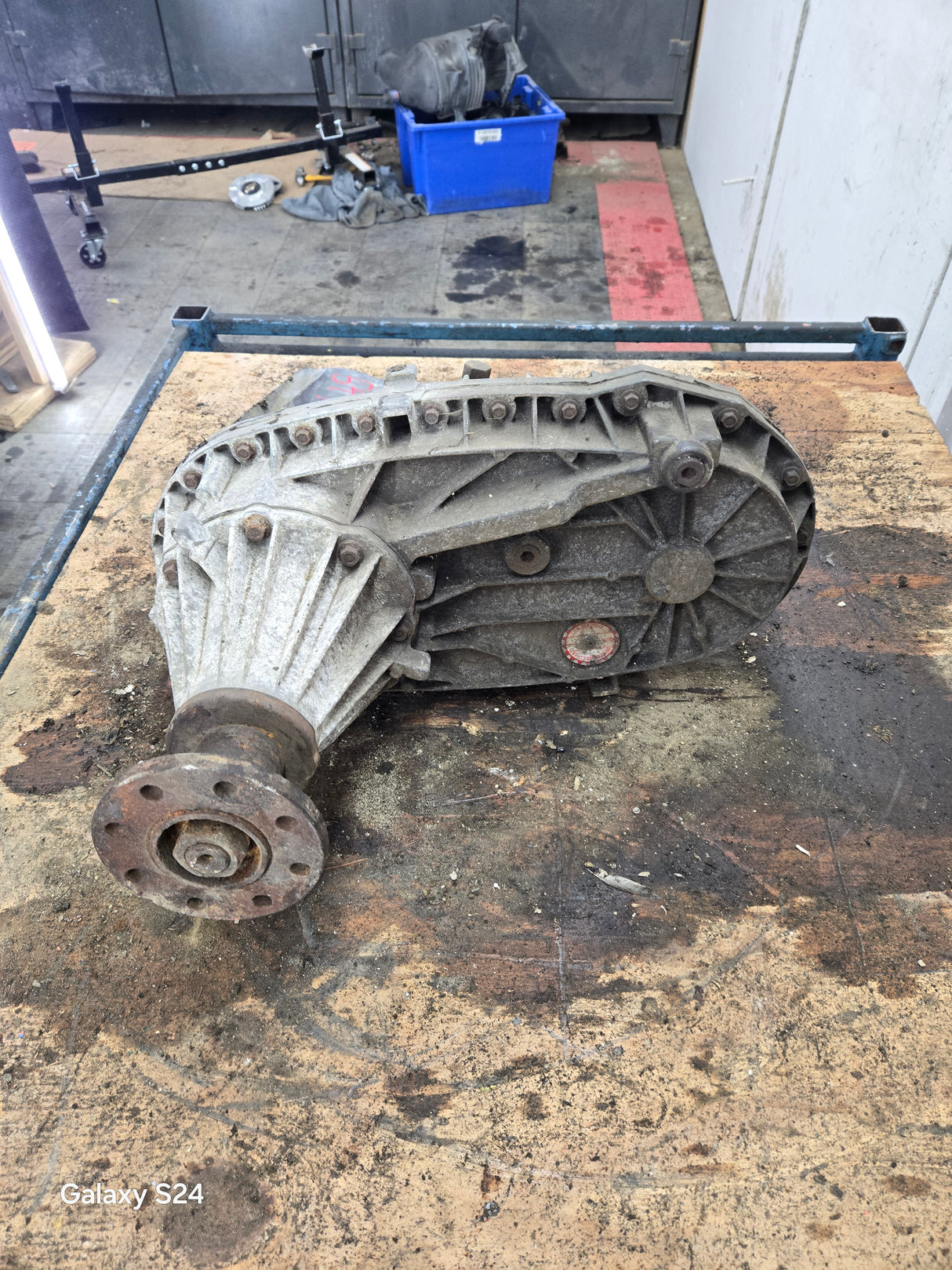 1999-2003 7.3L Power Stroke 273-F Automatic Transmission Transfer Case Electric Shift Transfer Case P1C34-7A195-JA Ford Pickup F250 F350 F450 F550 Super Duty