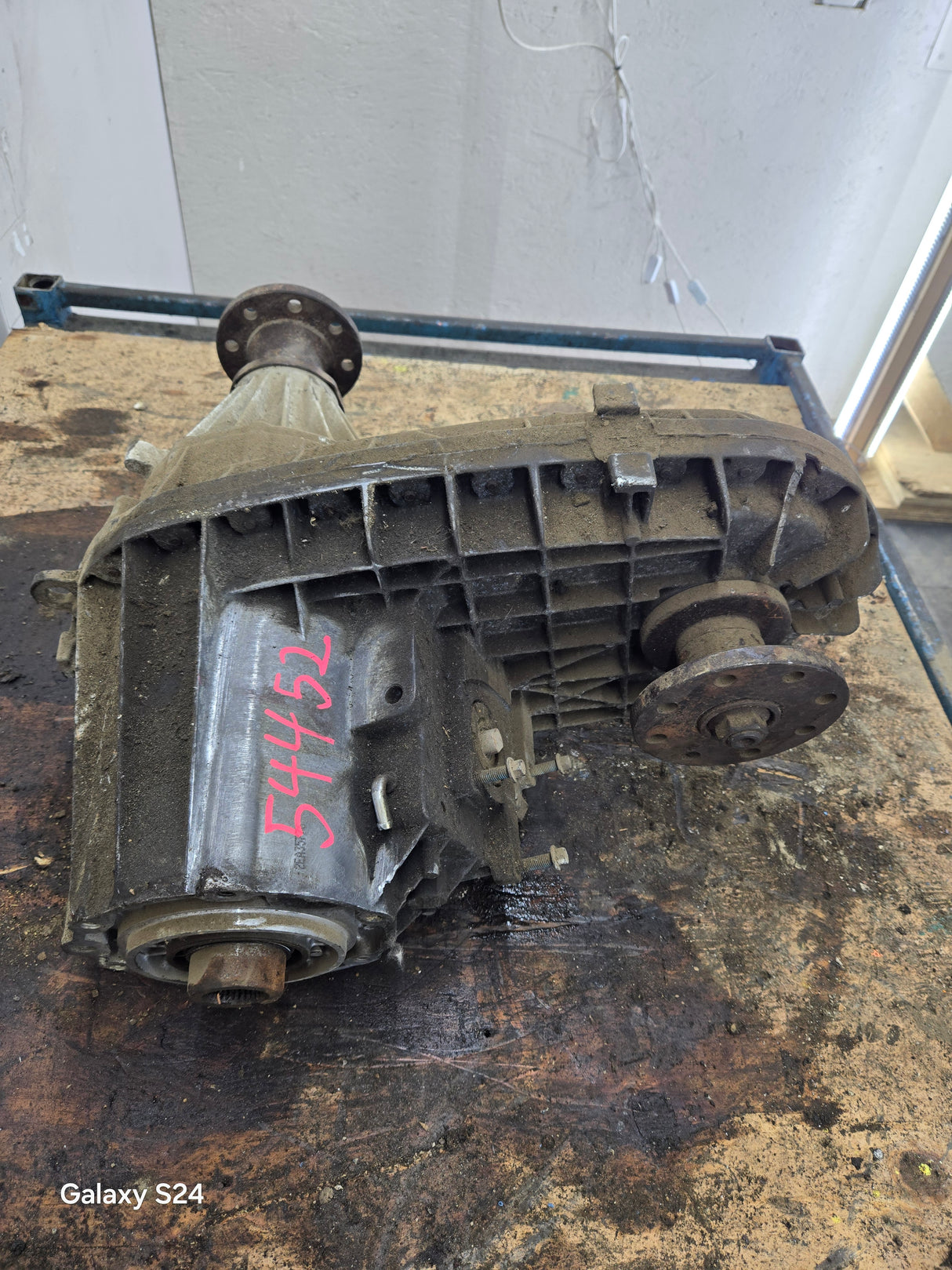 1999-2003 7.3L Power Stroke 273-F Automatic Transmission Transfer Case Electric Shift Transfer Case P1C34-7A195-JA Ford Pickup F250 F350 F450 F550 Super Duty