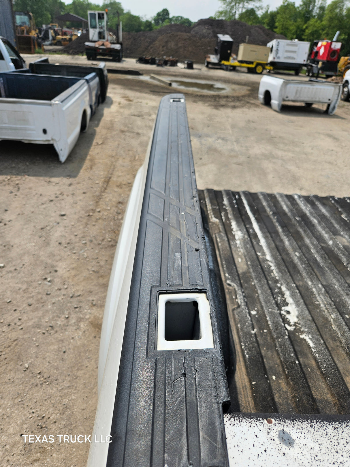 2007-2013 GMC Sierra 1500 5' 8" Short Truck Bed