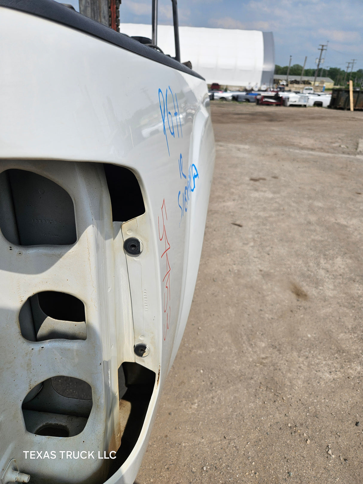 2007-2013 GMC Sierra 1500 5' 8" Short Truck Bed