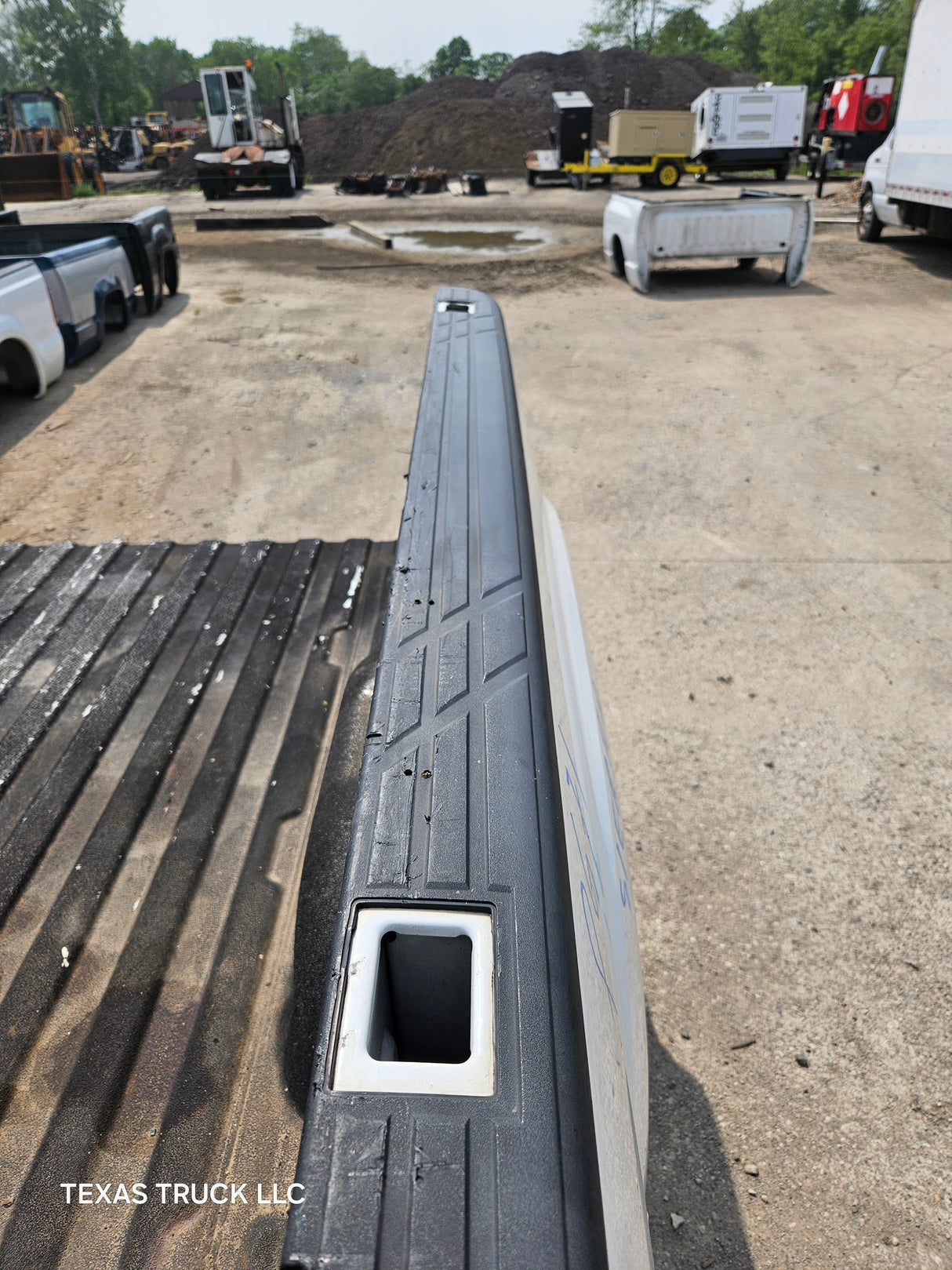 2007-2013 GMC Sierra 1500 5' 8" Short Truck Bed