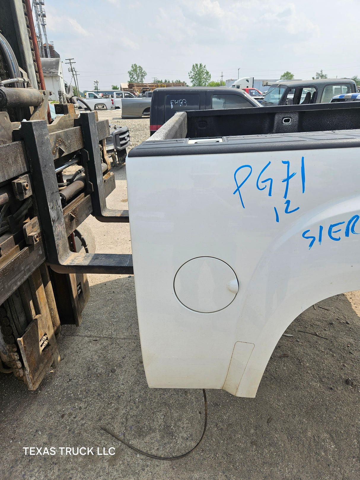 2007-2013 GMC Sierra 1500 5' 8" Short Truck Bed