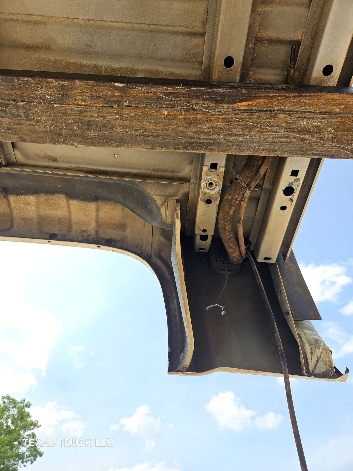 2007-2013 GMC Sierra 1500 5' 8" Short Truck Bed