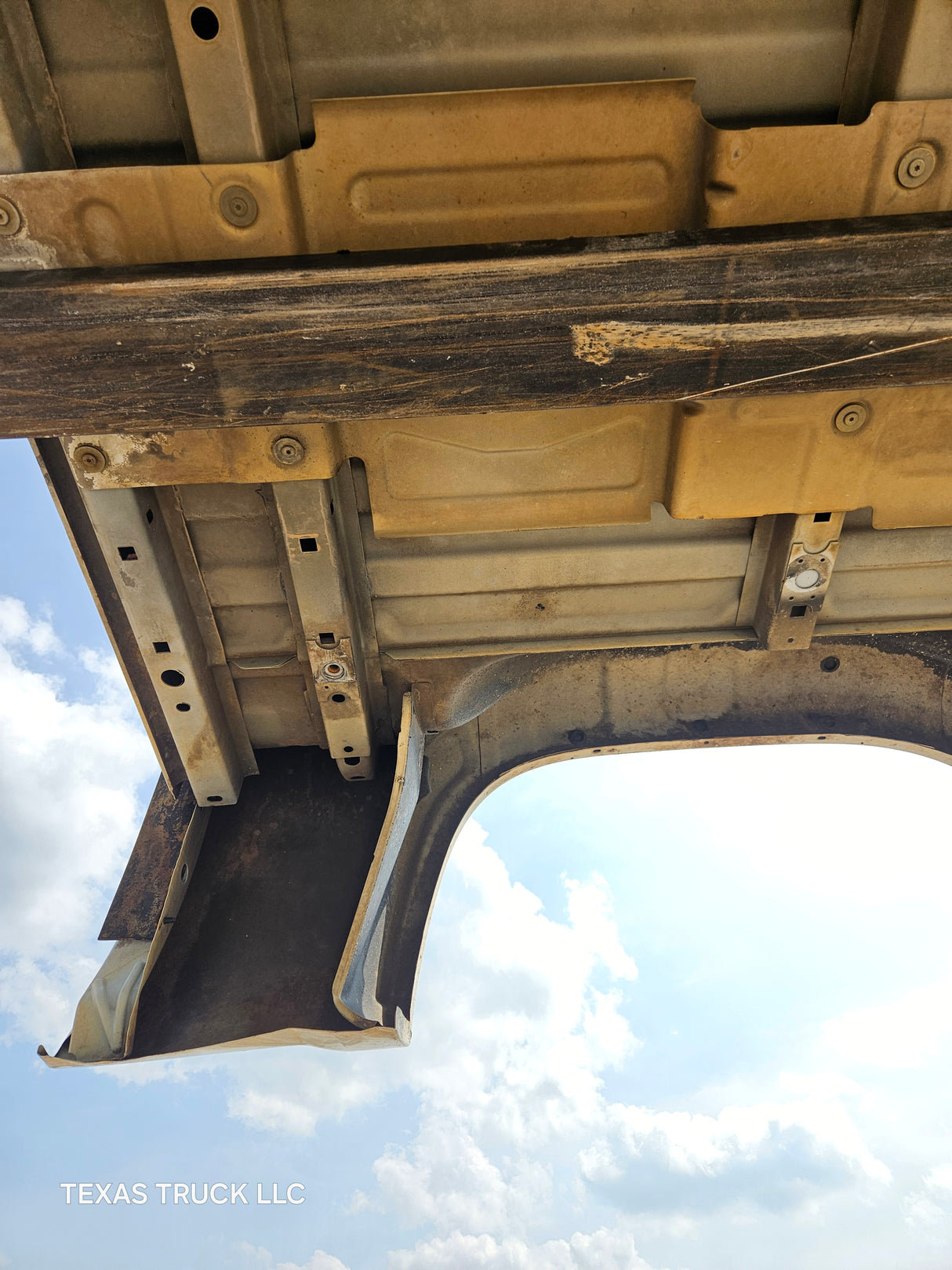 2007-2013 GMC Sierra 1500 5' 8" Short Truck Bed