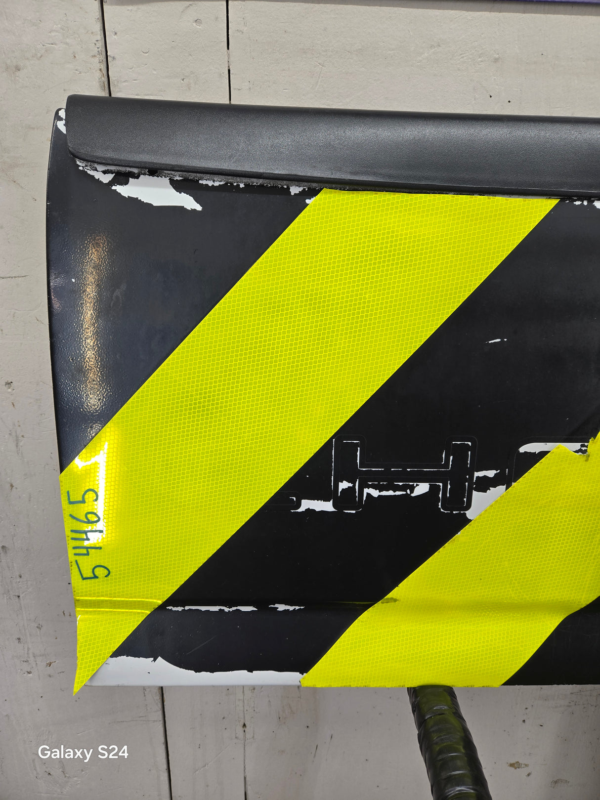 1999-2007 Chevrolet Silverado / GMC Sierra 1500 2500 3500 Tailgate