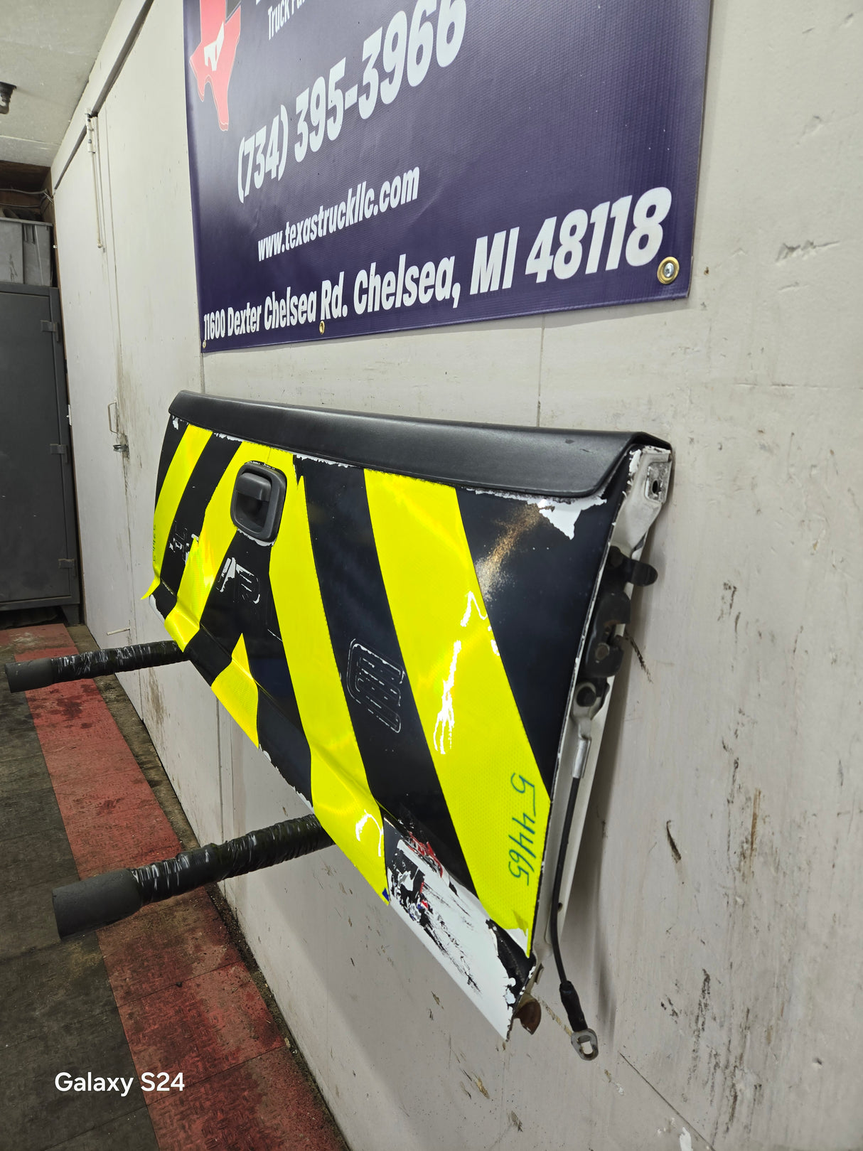 1999-2007 Chevrolet Silverado / GMC Sierra 1500 2500 3500 Tailgate