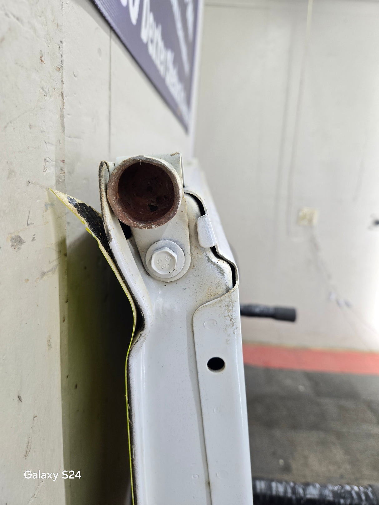 1999-2007 Chevrolet Silverado / GMC Sierra 1500 2500 3500 Tailgate