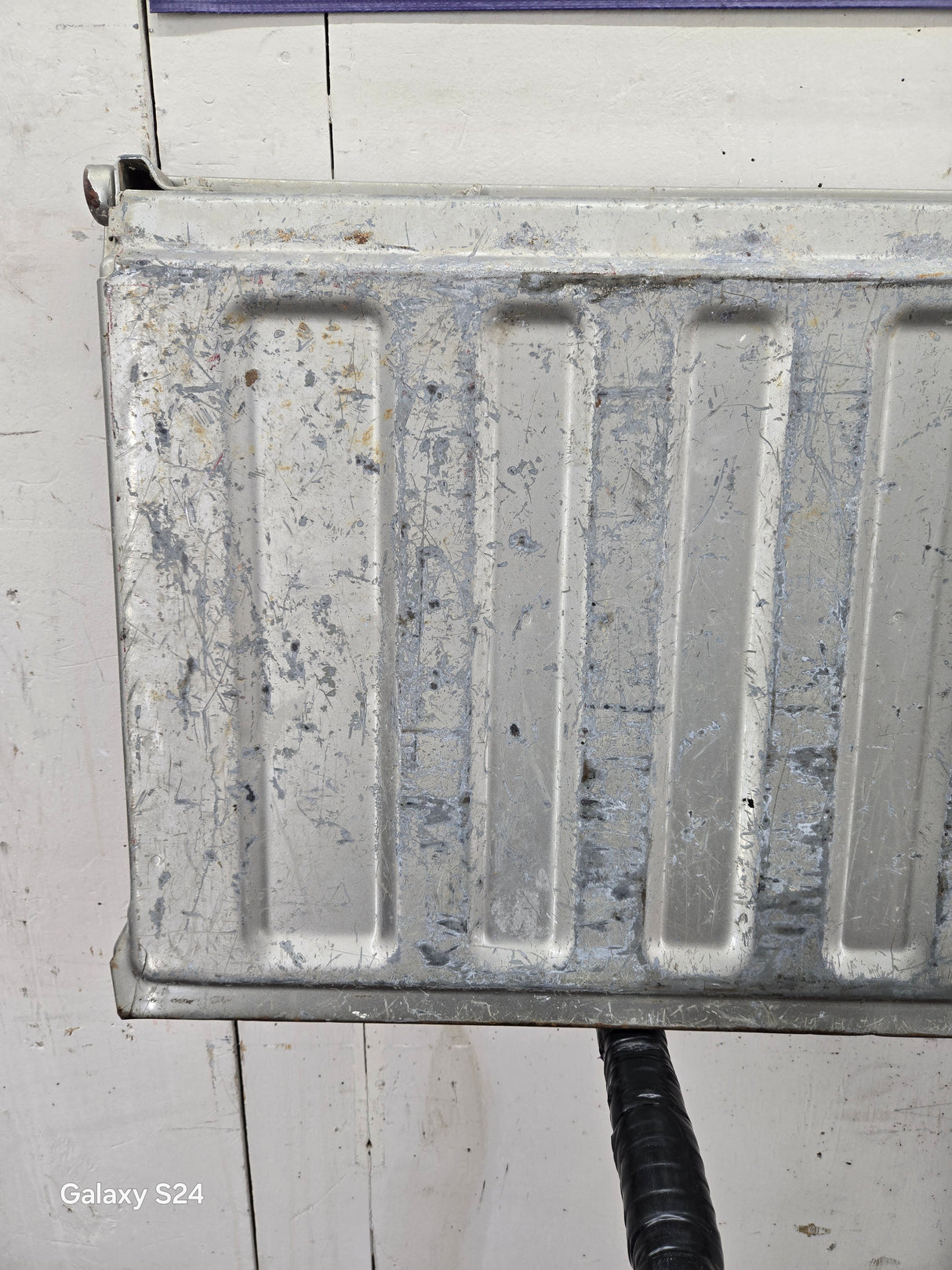 1999-2007 Chevrolet Silverado / GMC Sierra 1500 2500HD 3500 HD Tailgate