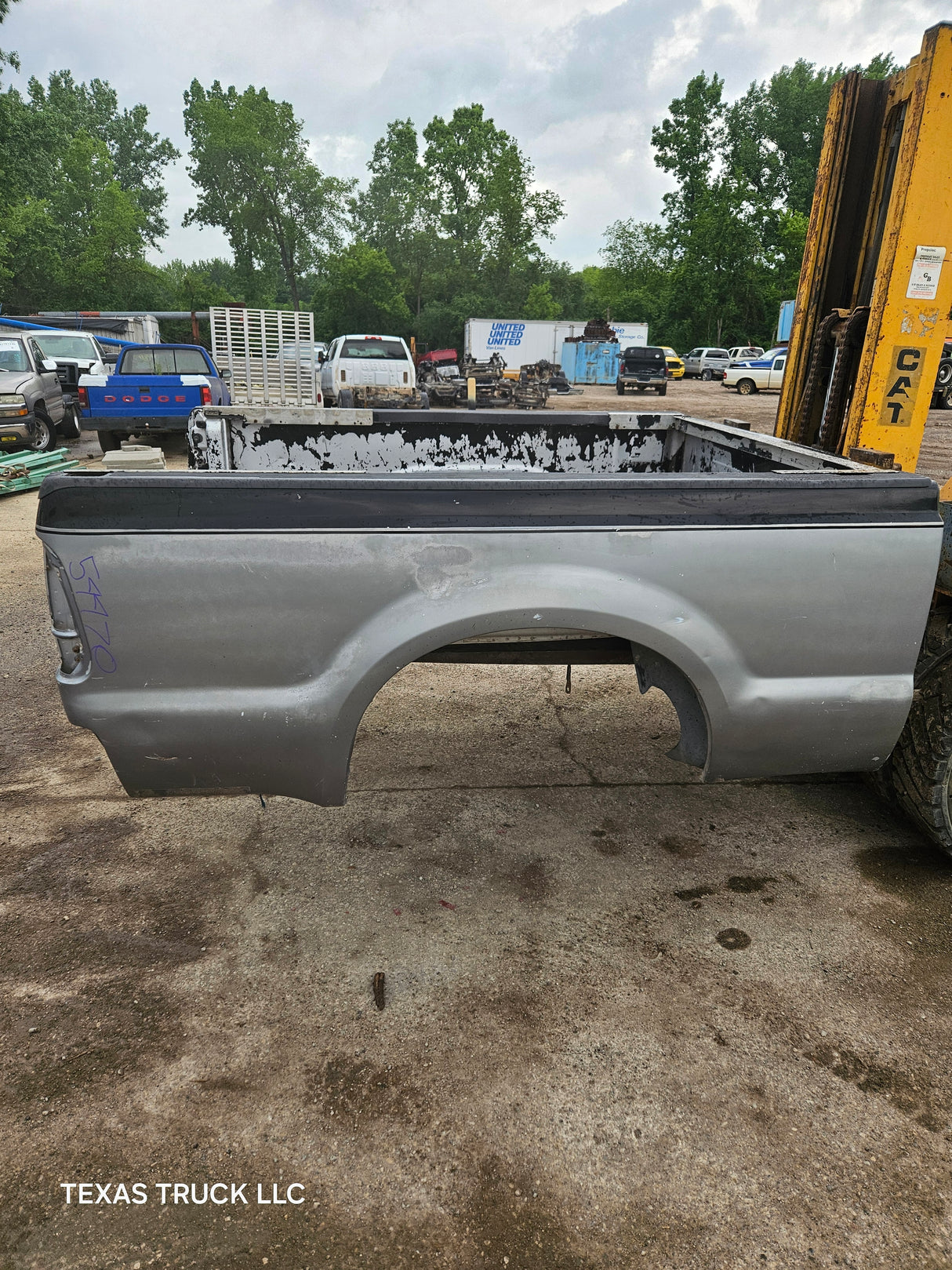 1999-2010 Ford Super Duty F250 F350 6' 9" Short Truck Bed