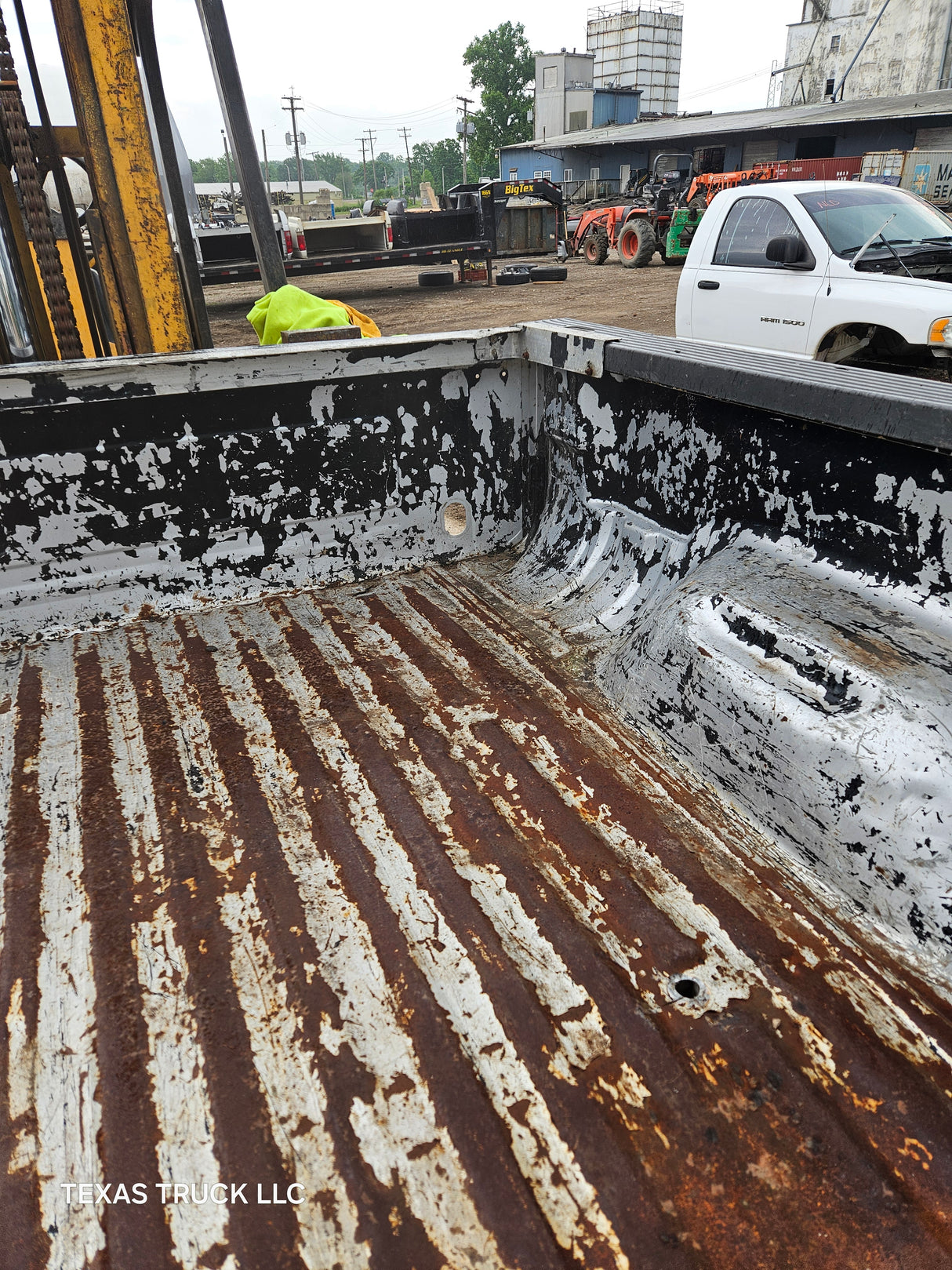 1999-2010 Ford Super Duty F250 F350 6' 9" Short Truck Bed