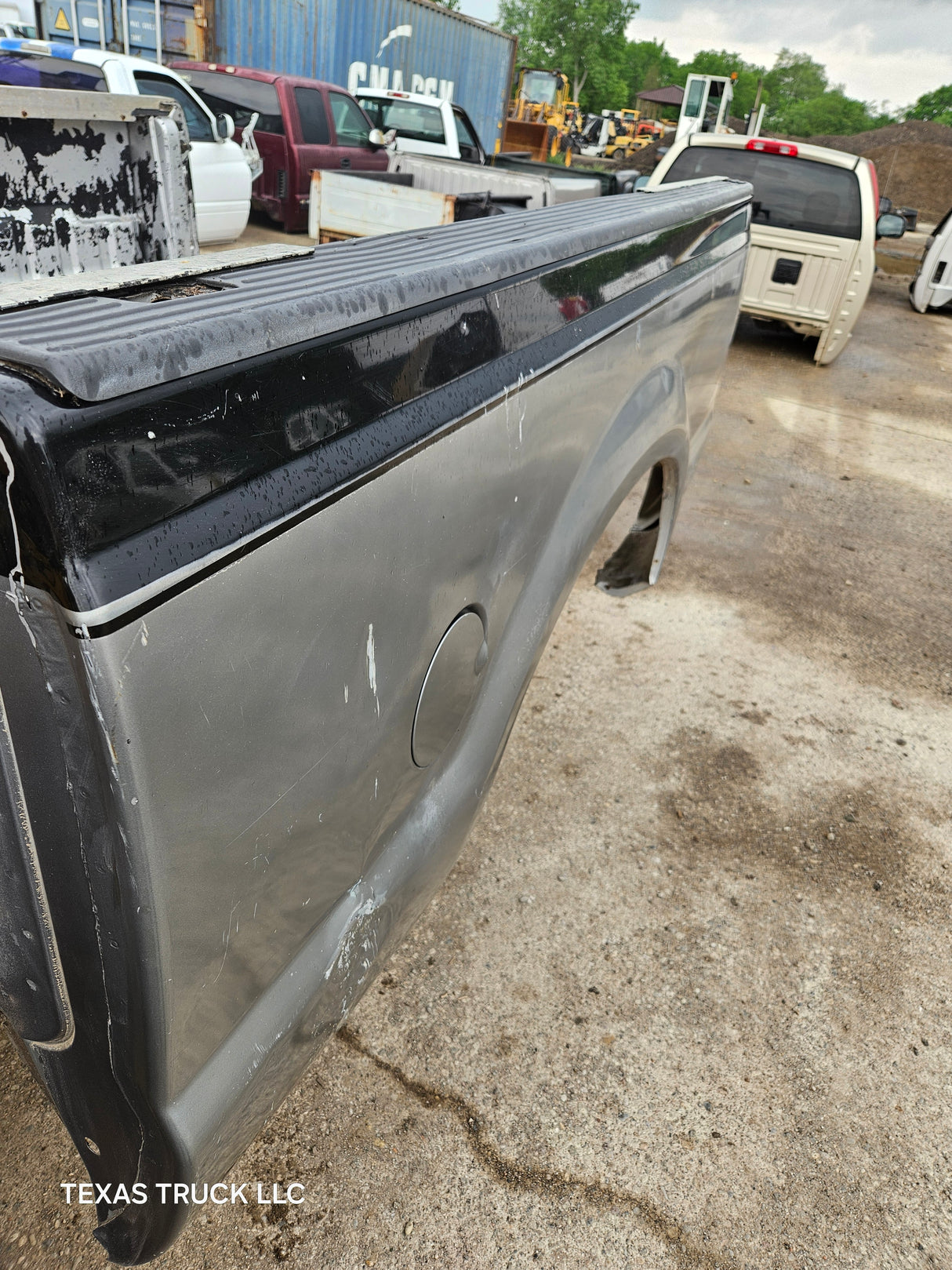 1999-2010 Ford Super Duty F250 F350 6' 9" Short Truck Bed