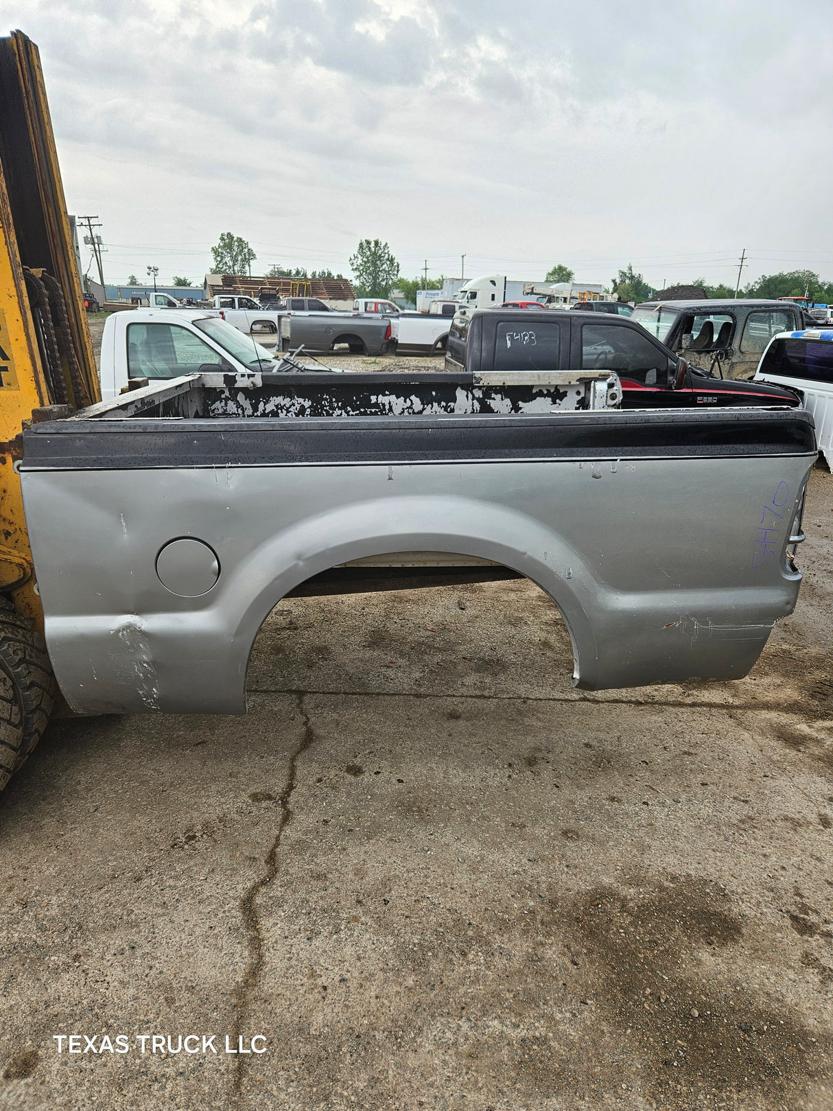 1999-2010 Ford Super Duty F250 F350 6' 9" Short Truck Bed