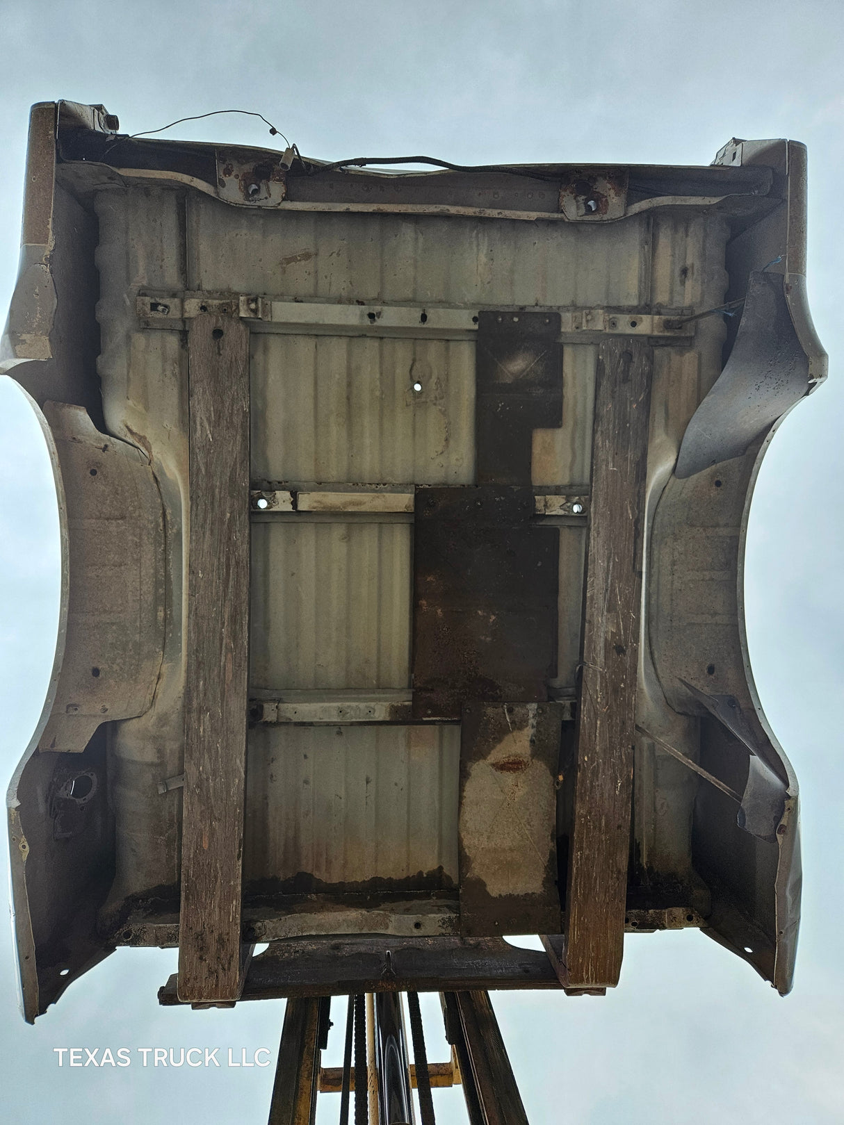 1999-2010 Ford Super Duty F250 F350 6' 9" Short Truck Bed