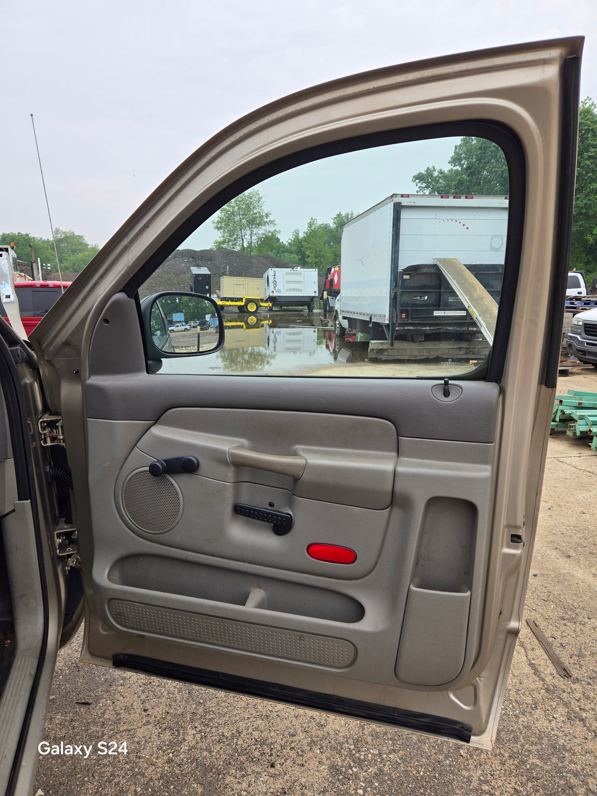 2003-2008 Dodge Ram 1500 2500 3500 4500 5500 3rd Gen Regular Cab 2 door cab