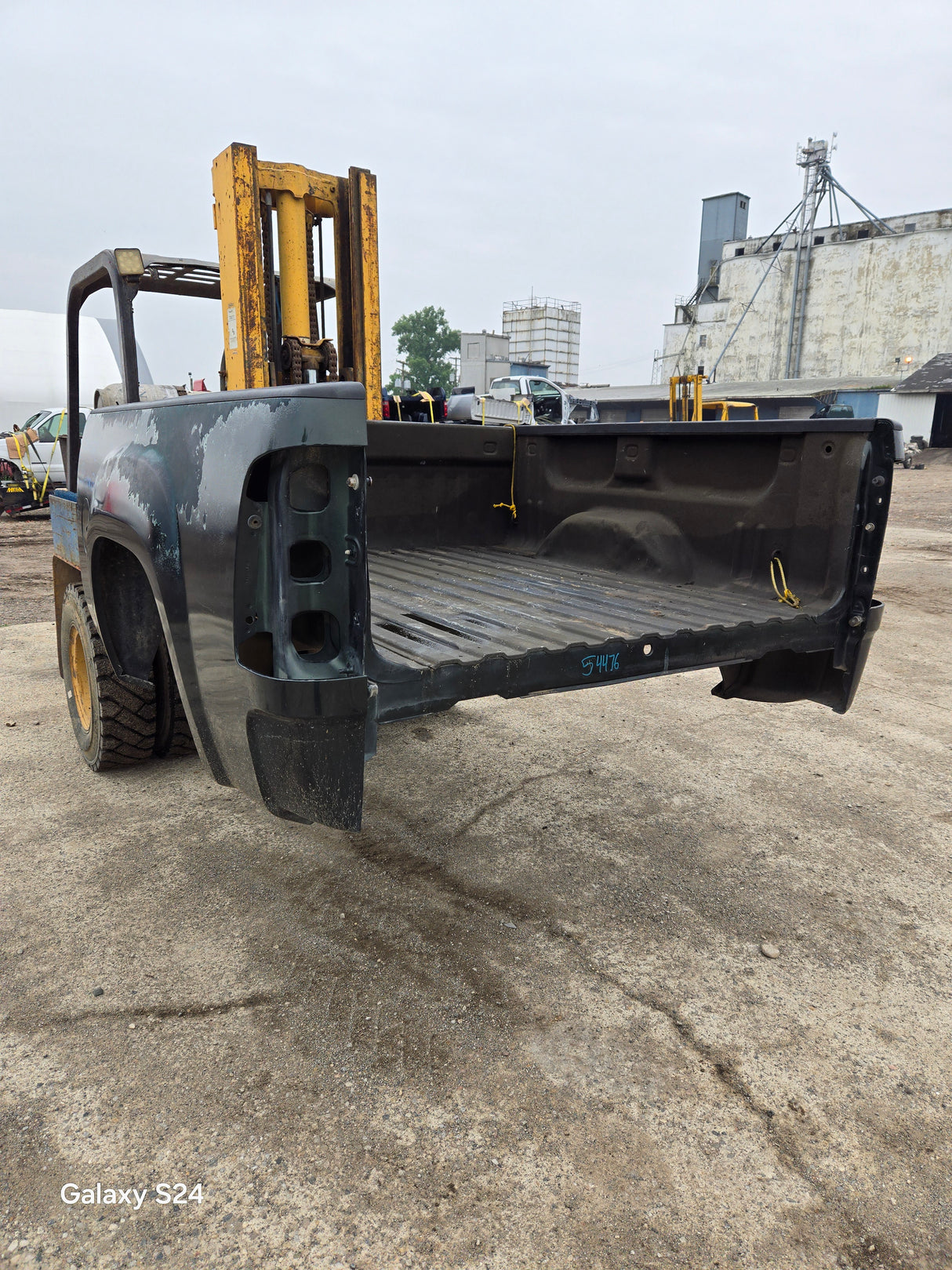 2007-2013 GMC Sierra 1500 5' 8" Short Truck Bed