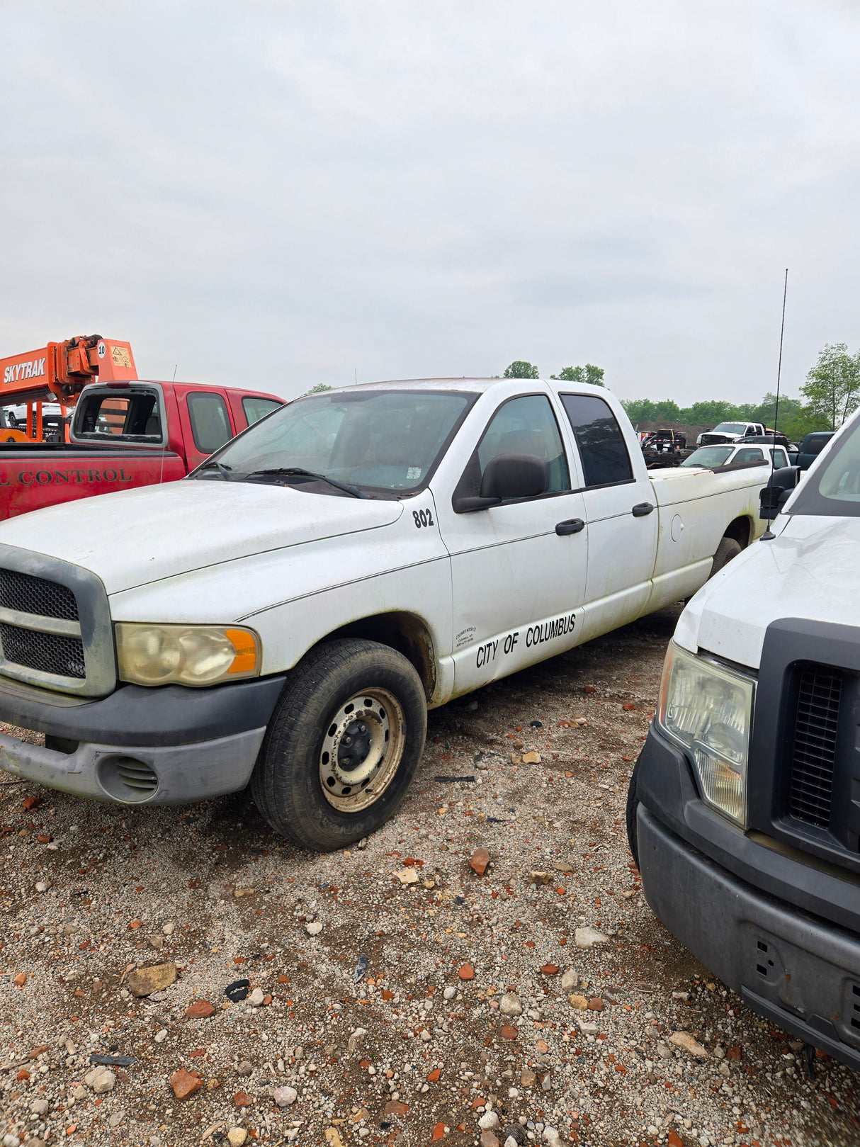 2004 Dodge Ram 1500 Crew Cab 8' Long Bed 2wd - FULL PART OUT
