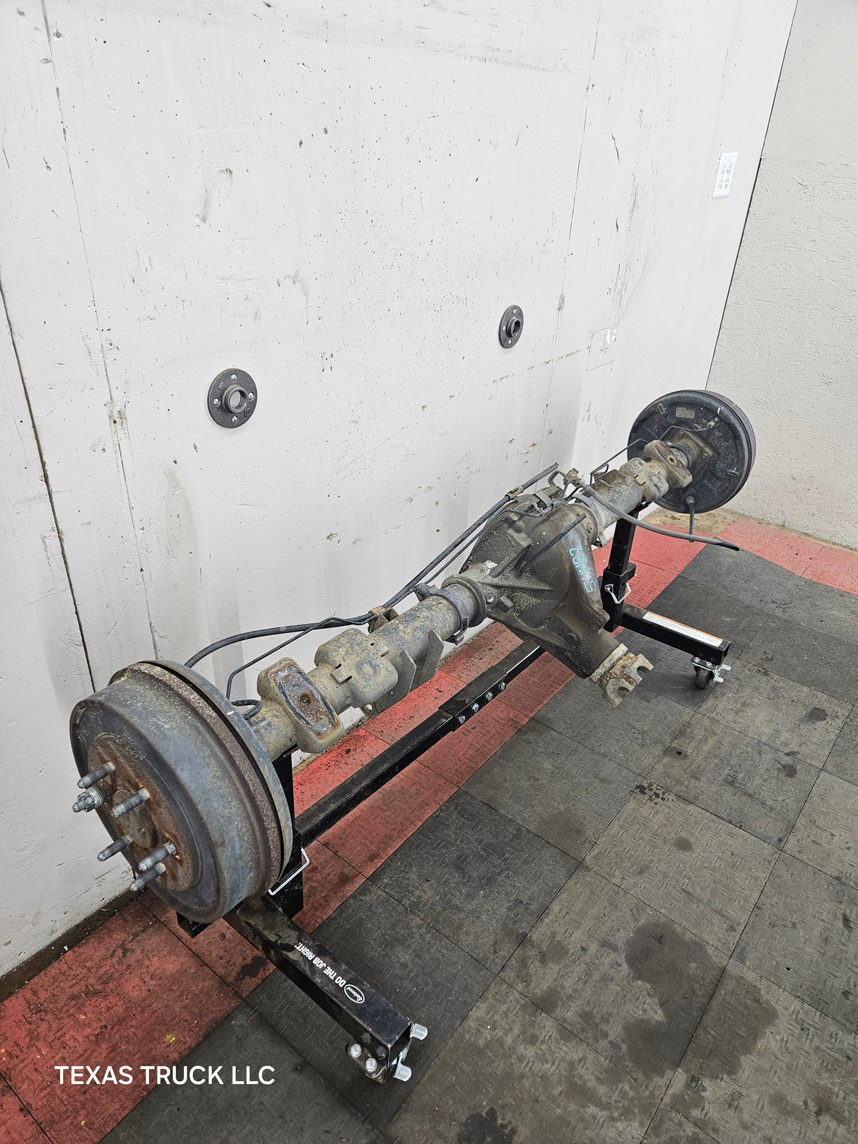 2005-2007 Chevrolet Silverado GMC Sierra 1500 3.23 Rear Axle GU5