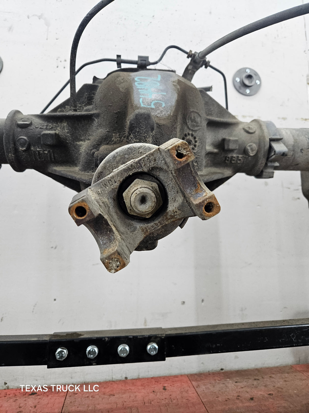 2005-2007 Chevrolet Silverado GMC Sierra 1500 3.23 Rear Axle GU5