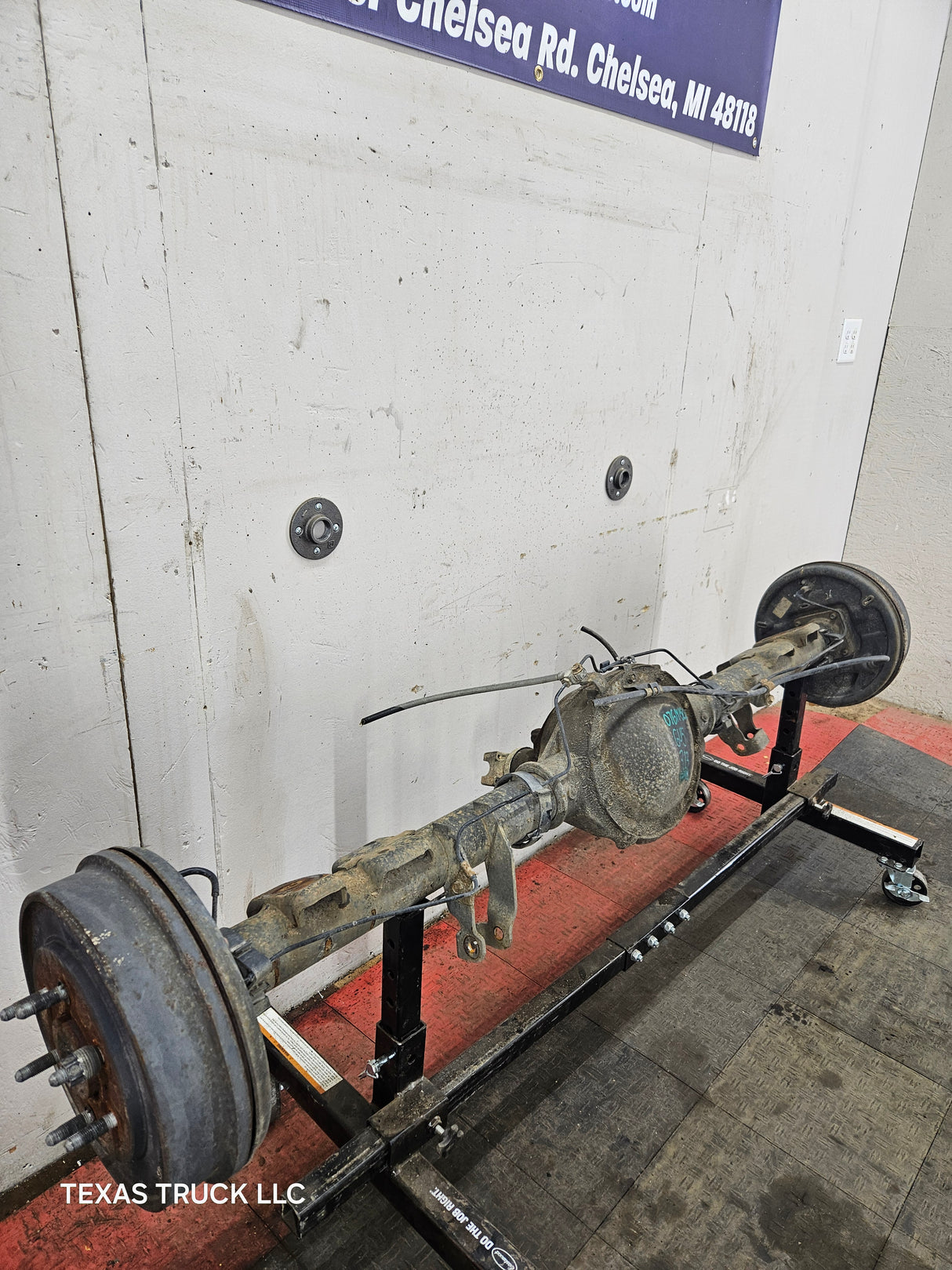 2005-2007 Chevrolet Silverado GMC Sierra 1500 3.23 Rear Axle GU5