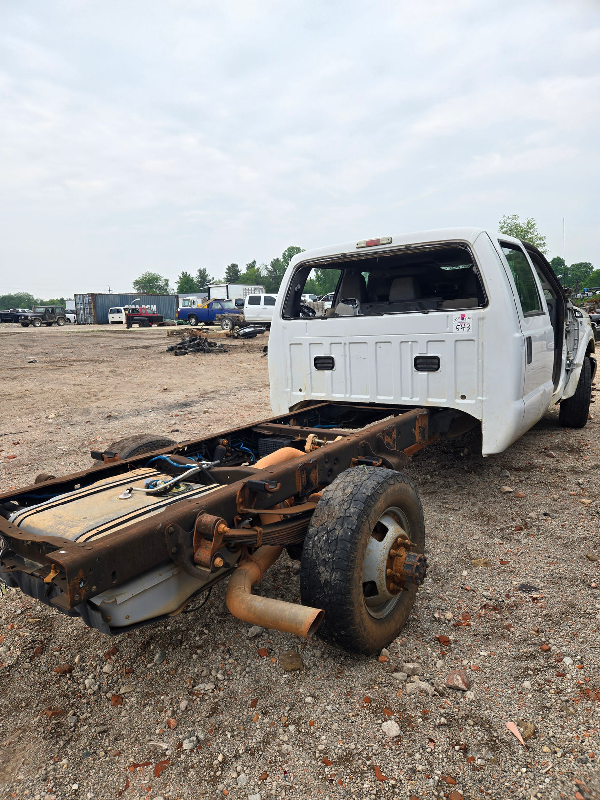 2012 Ford F-350 Super Duty Crew Cab, Cab and Chassis Dual Rear Wheel 2wd - FULL PART OUT