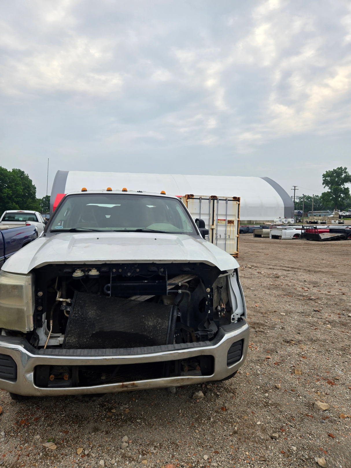 2012 Ford F-350 Super Duty Crew Cab, Cab and Chassis Dual Rear Wheel 2wd - FULL PART OUT