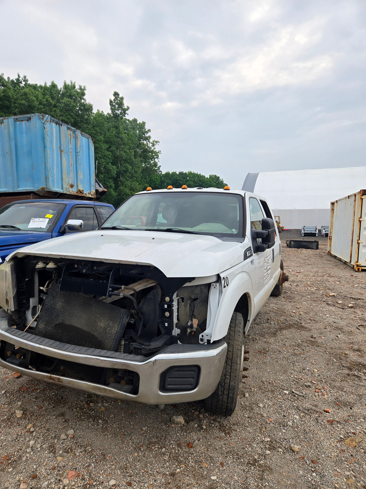 2012 Ford F-350 Super Duty Crew Cab, Cab and Chassis Dual Rear Wheel 2wd - FULL PART OUT