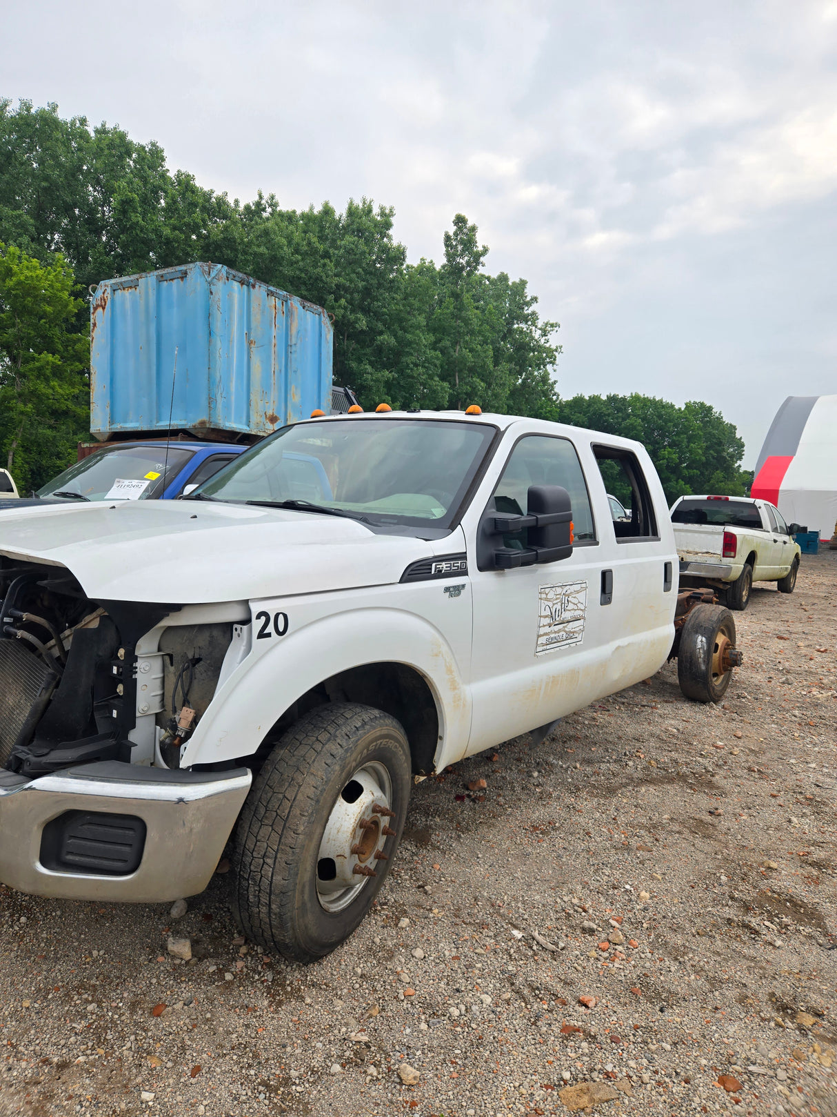 2012 Ford F-350 Super Duty Crew Cab, Cab and Chassis Dual Rear Wheel 2wd - FULL PART OUT