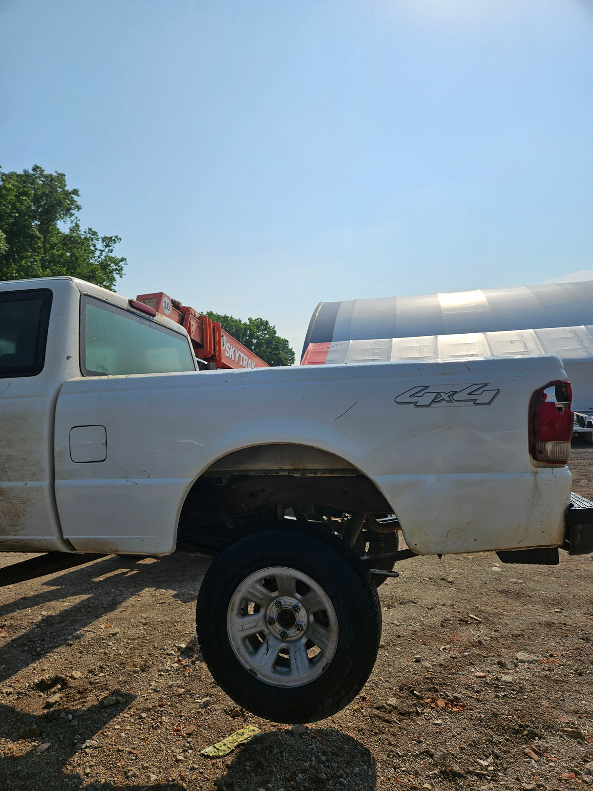 2007 Ford Ranger Extended Cab 6' Short Bed 4x4 - FULL PART OUT