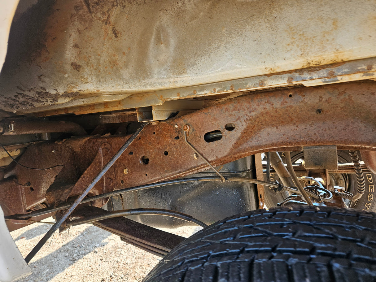 2007 Ford Ranger Extended Cab 6' Short Bed 4x4 - FULL PART OUT