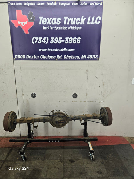 2005-2007 Chevrolet Silverado GMC Sierra 1500 3.23 Rear Axle
