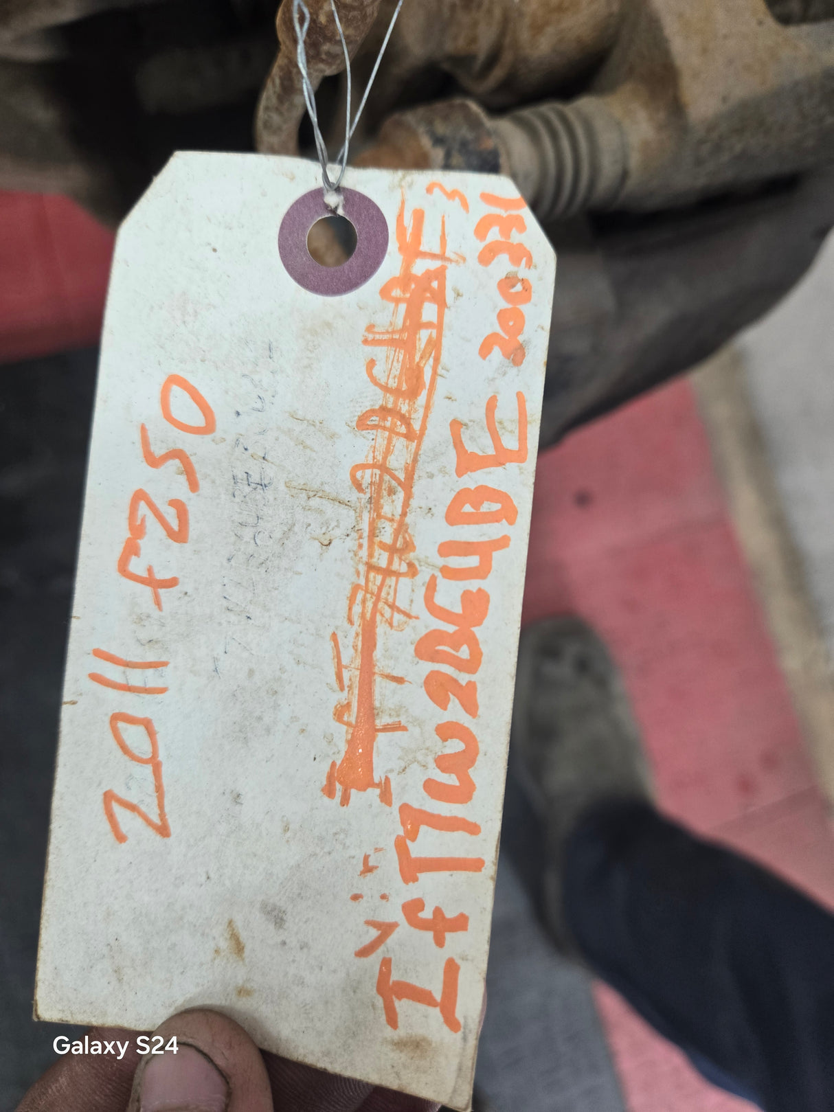 2011-2012 Ford Super Duty F250 F350 Front Axle 3.73 Gear Ratio 168K MILES