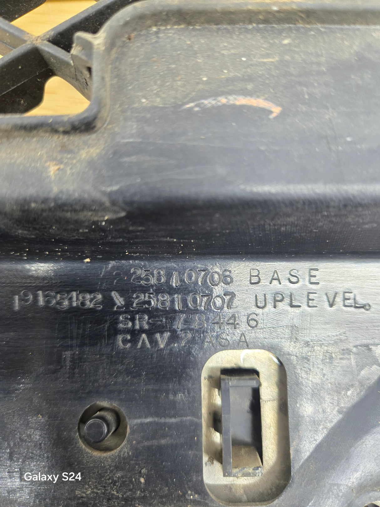 2007-2013 Chevrolet Silverado 1500 Chrome Grille