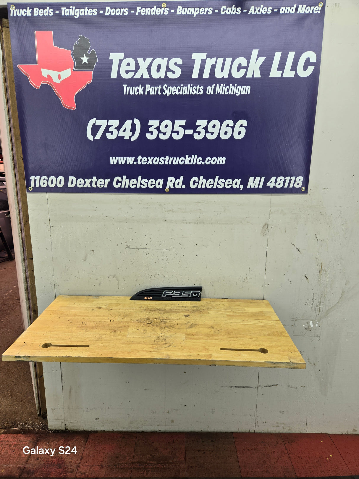 2011-2016 Ford Super Duty F350 Fender Badge Emblem Driver side LH