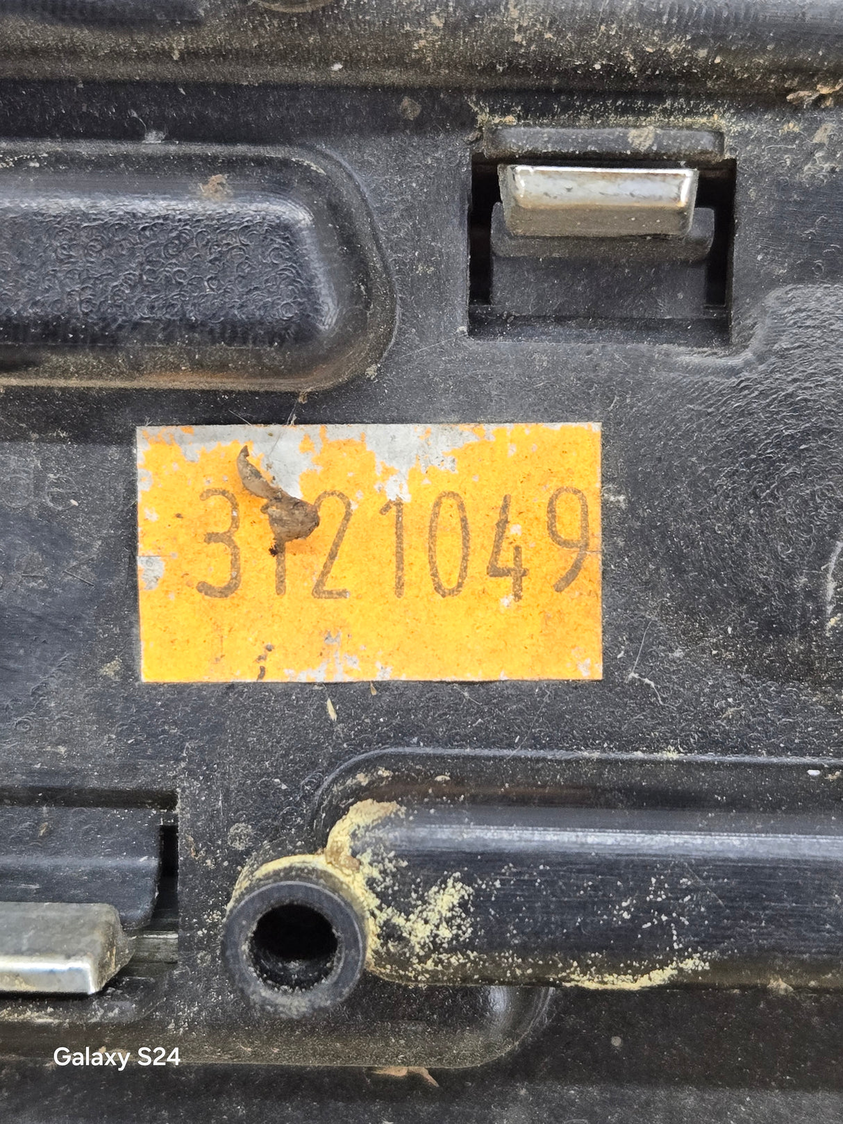 2011-2016 Ford Super Duty F350 Fender Badge Emblem Driver side LH