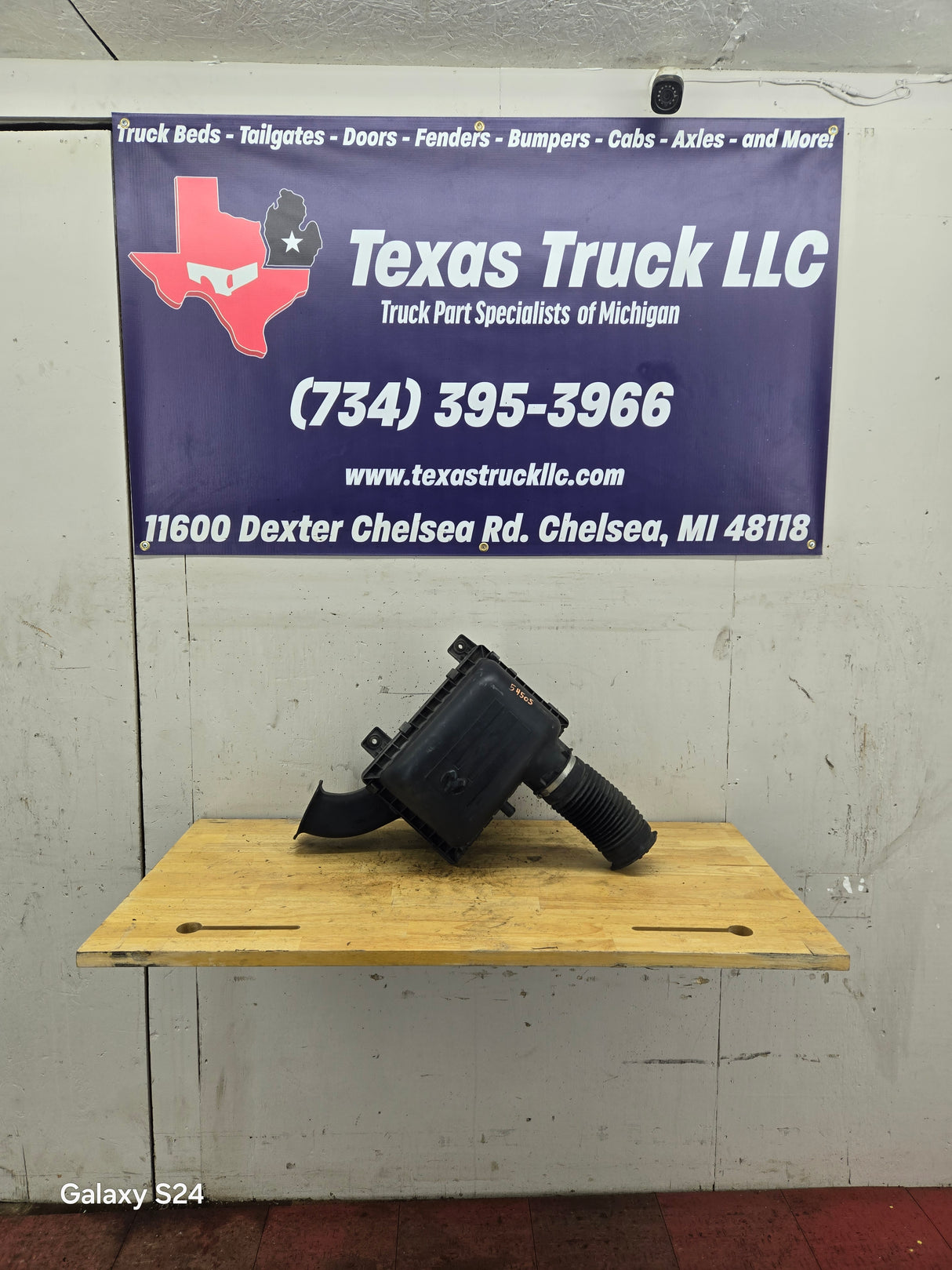 2004-2018 Dodge Ram 1500 2500 3500 Air Intake Box Cleaner