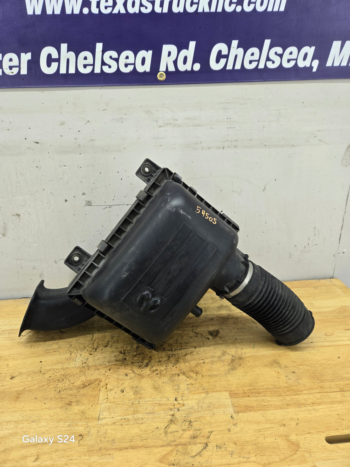 2004-2018 Dodge Ram 1500 2500 3500 Air Intake Box Cleaner