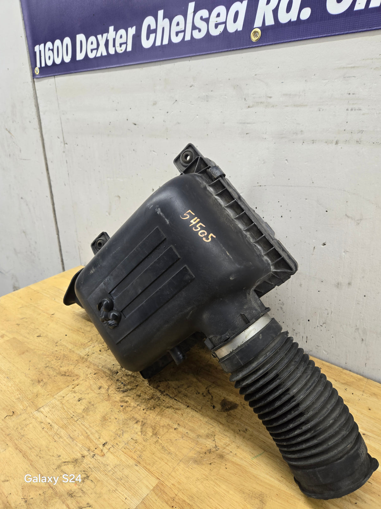 2004-2018 Dodge Ram 1500 2500 3500 Air Intake Box Cleaner