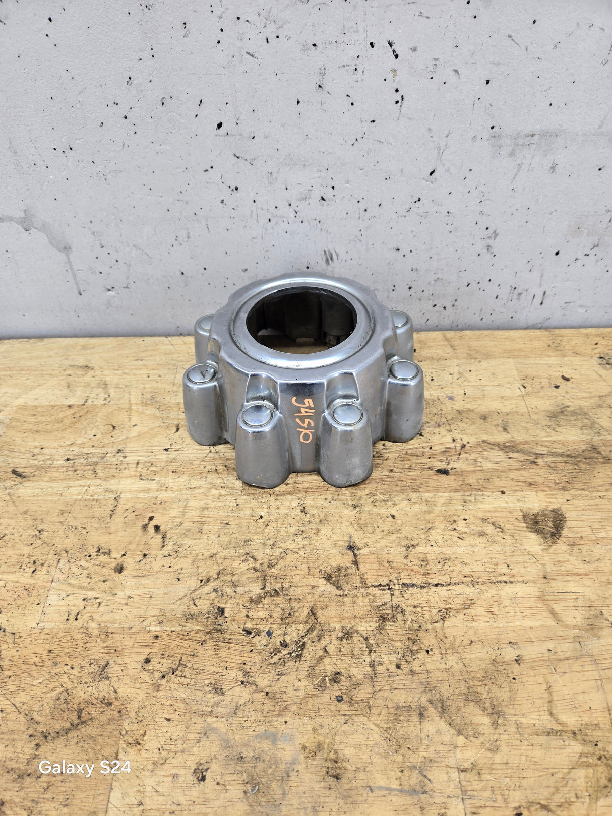 1999-2007 Ford Super Duty F250 F350 Chrome Front Hub Cap 4wd Center Cap SRW 8 LUG