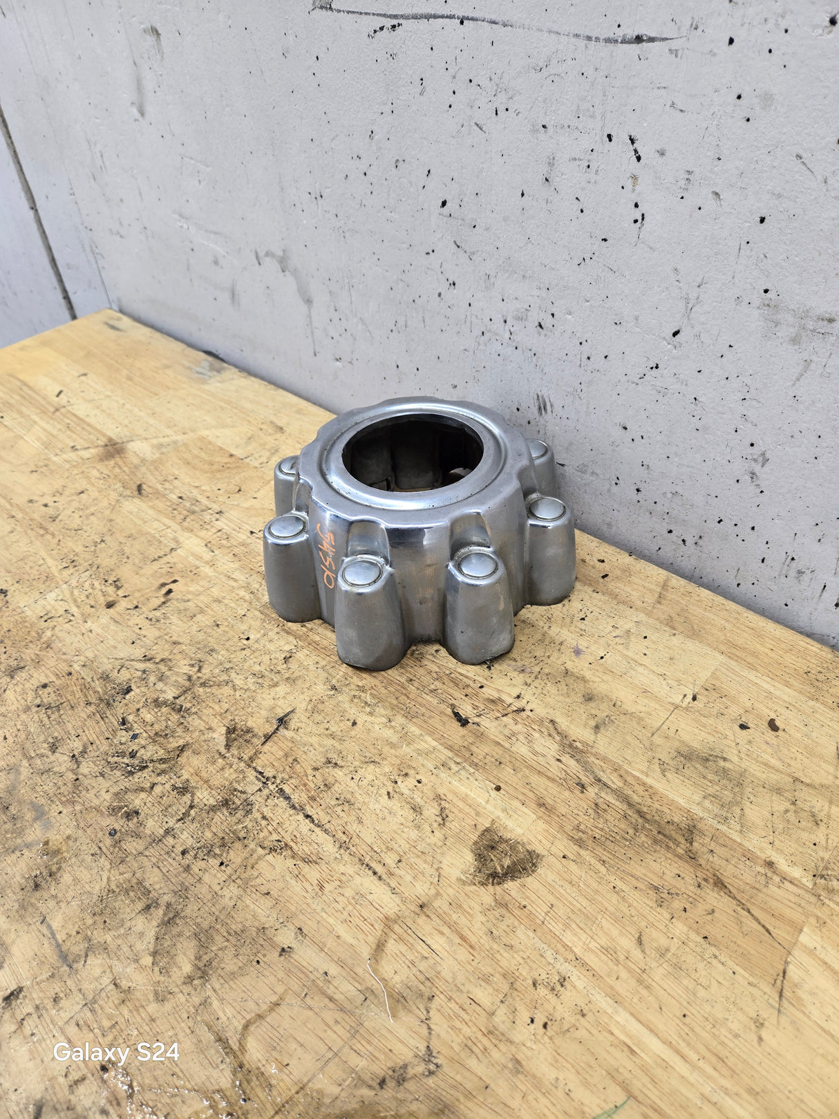 1999-2007 Ford Super Duty F250 F350 Chrome Front Hub Cap 4wd Center Cap SRW 8 LUG