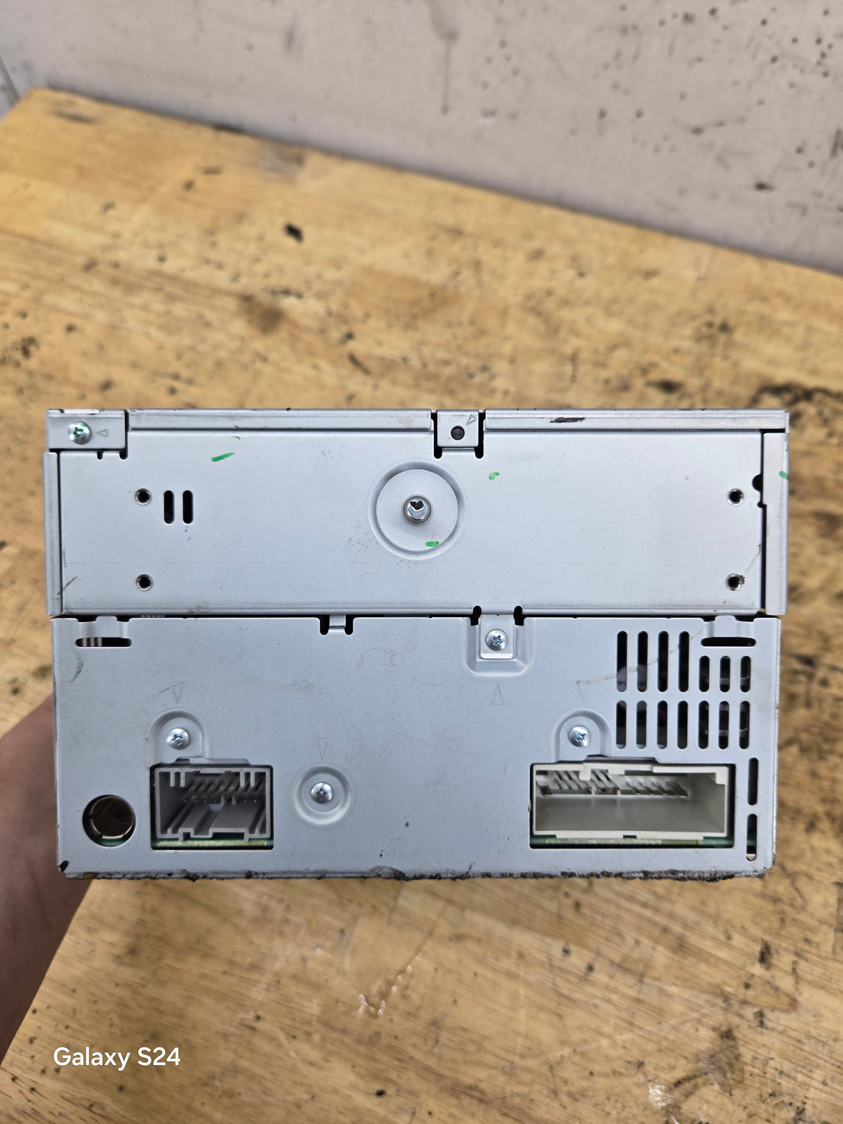 2005-2007 Ford Super Duty F250 F350 F450 F550 Factory Radio Head Unit AM/FM CD OEM 6C3T-18C869-AD