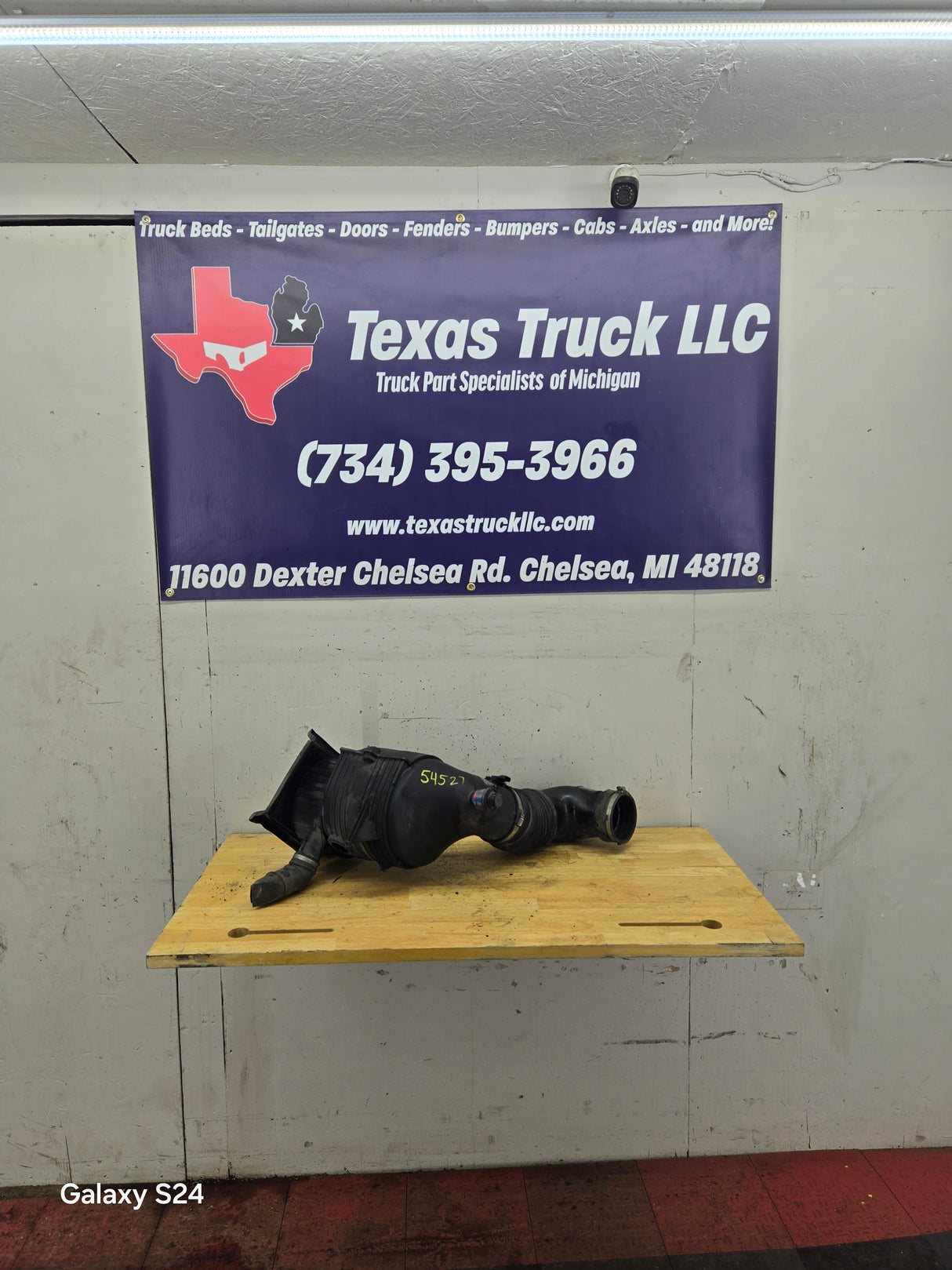 2007-2010 Chevrolet Silverado / GMC Sierra Engine Air Intake Box Cleaner 25839609