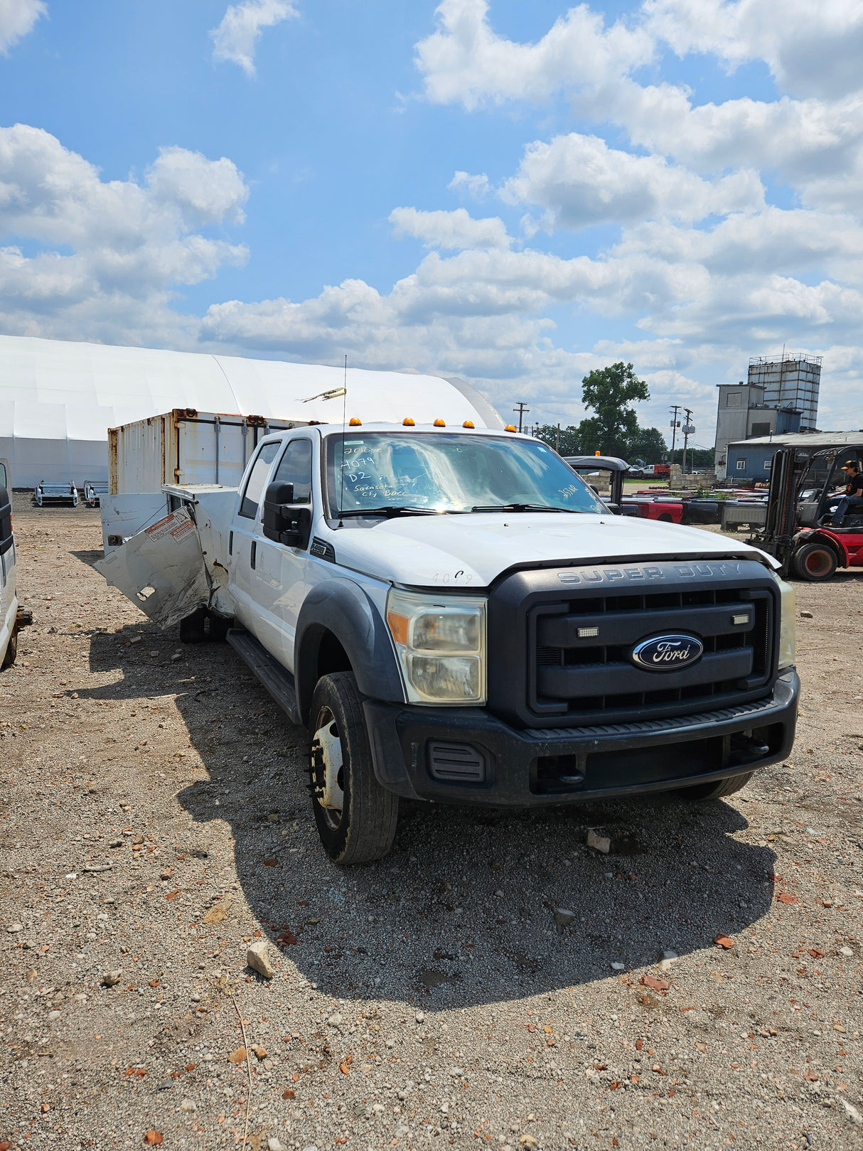 2016 Ford F-550 Super Duty Regular Cab Cab and Chassis 6.8L V10 Gas Dual Rear Wheel - FULL PART OUT