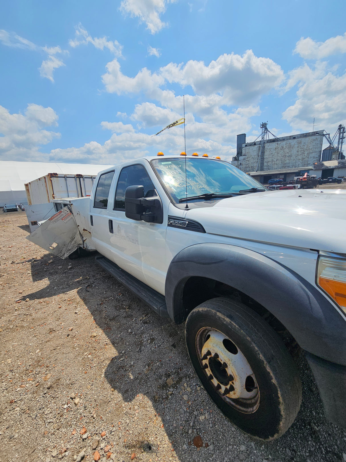 2016 Ford F-550 Super Duty Regular Cab Cab and Chassis 6.8L V10 Gas Dual Rear Wheel - FULL PART OUT