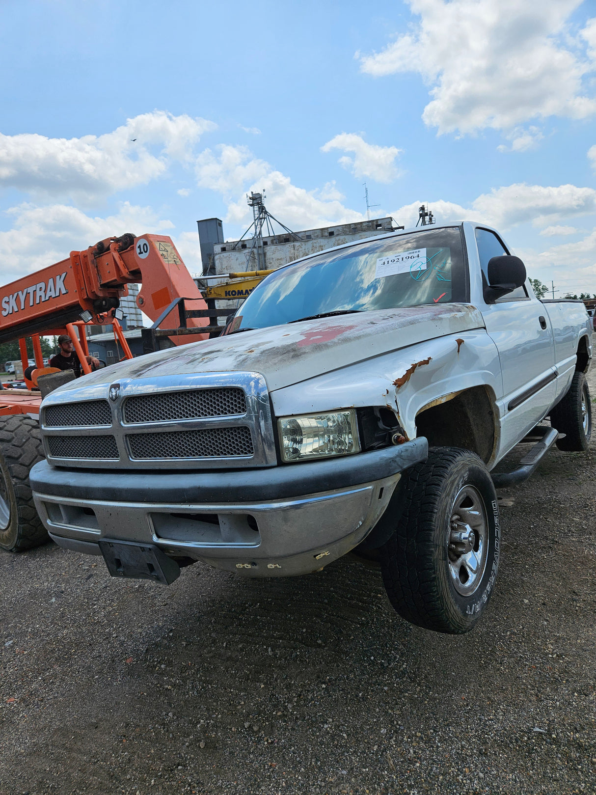 2001 Dodge Ram 1500 Regular Cab Long Bed - FULL PART OUT Rust Free