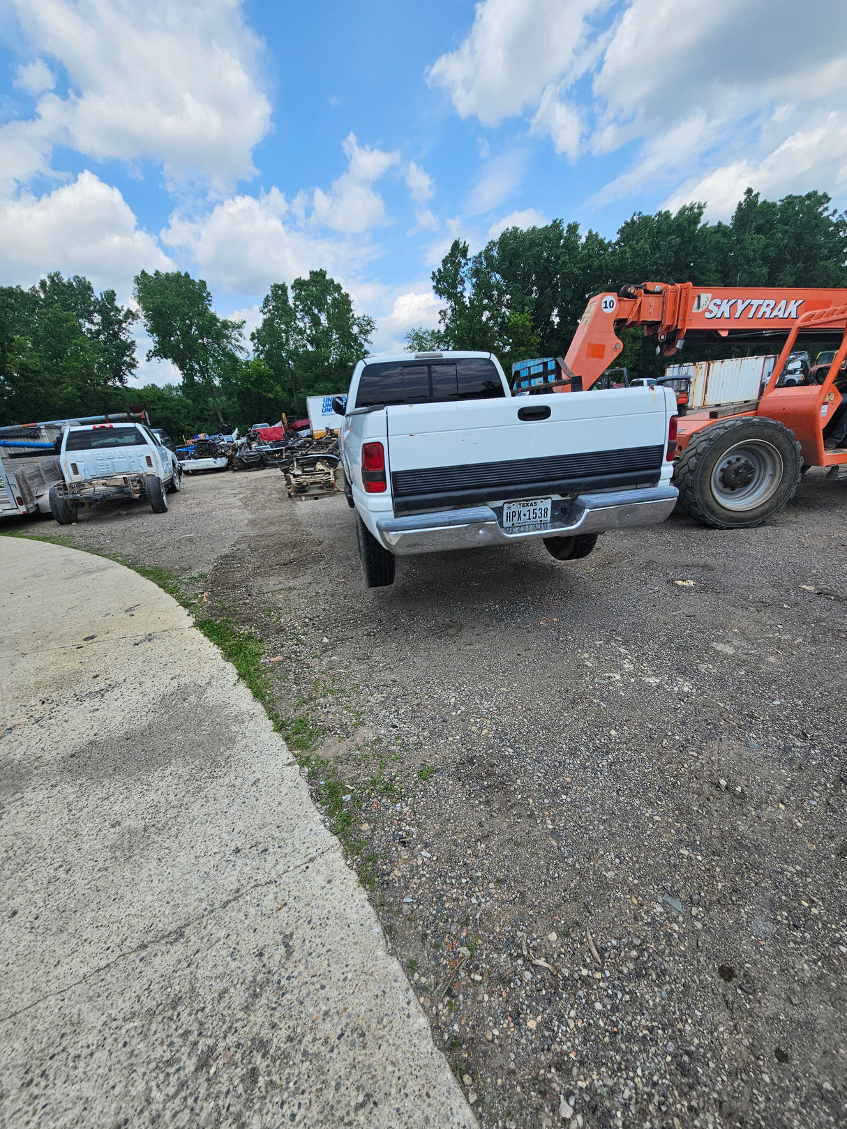 2001 Dodge Ram 1500 Regular Cab Long Bed - FULL PART OUT Rust Free