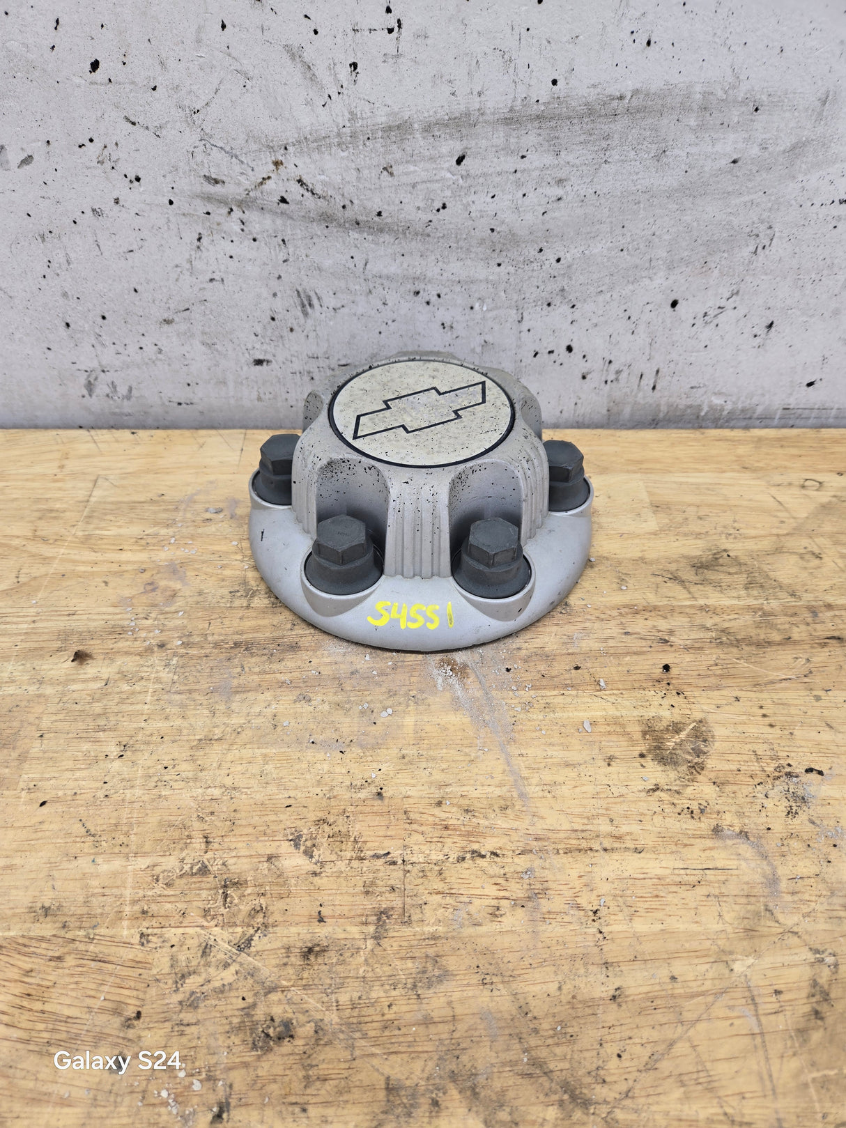 1999-2014 OEM Chevrolet Silverado  Wheel Center Hub Cap Lug Cover 9596661