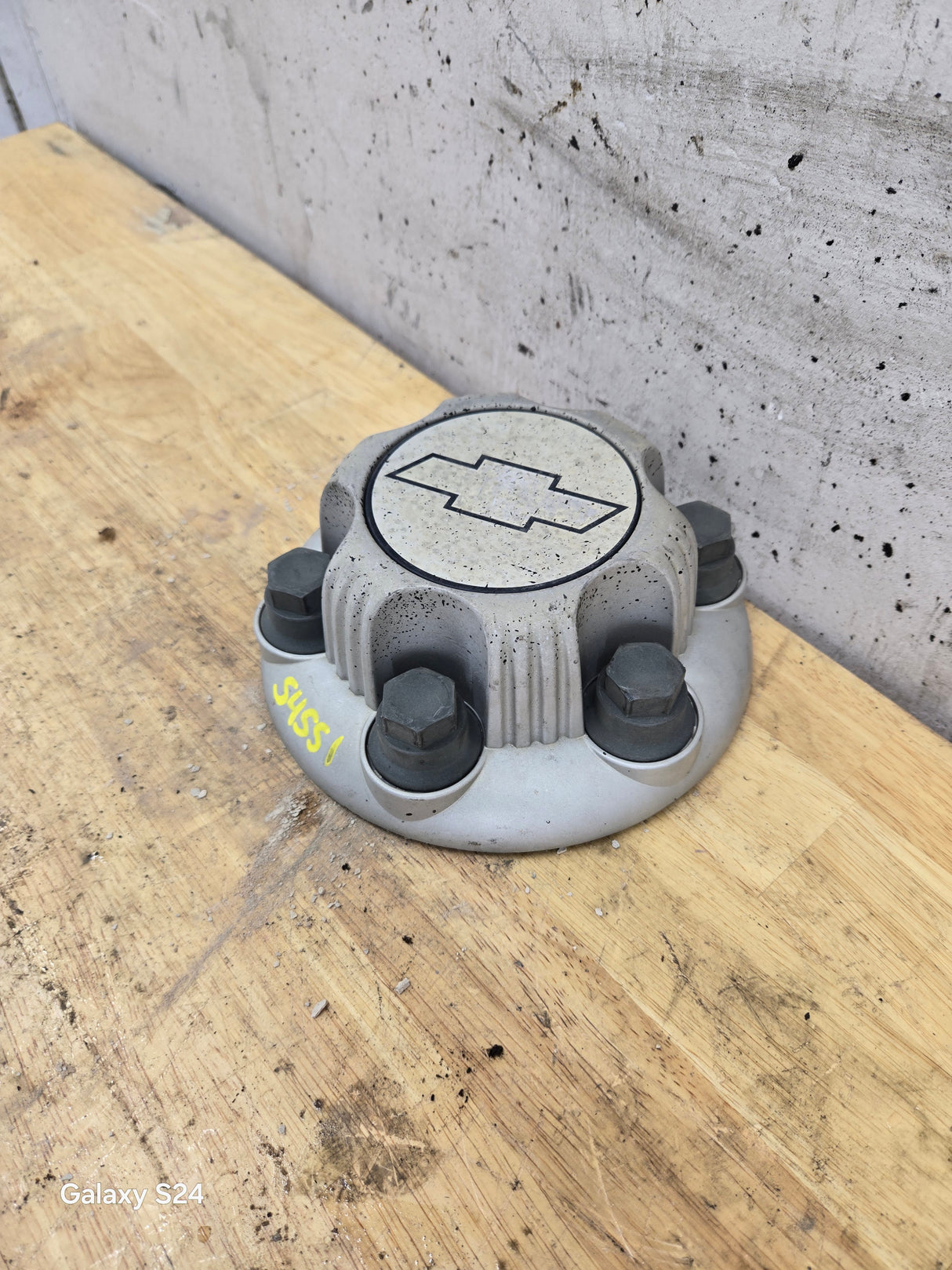 1999-2014 OEM Chevrolet Silverado  Wheel Center Hub Cap Lug Cover 9596661