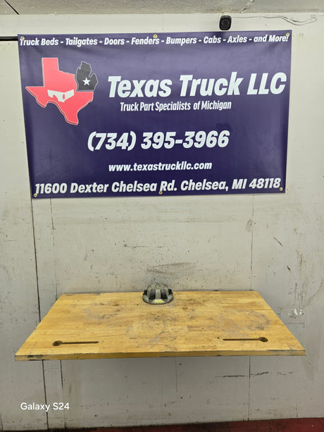 1999-2014 OEM Chevrolet Silverado  Wheel Center Hub Cap Lug Cover 9596661